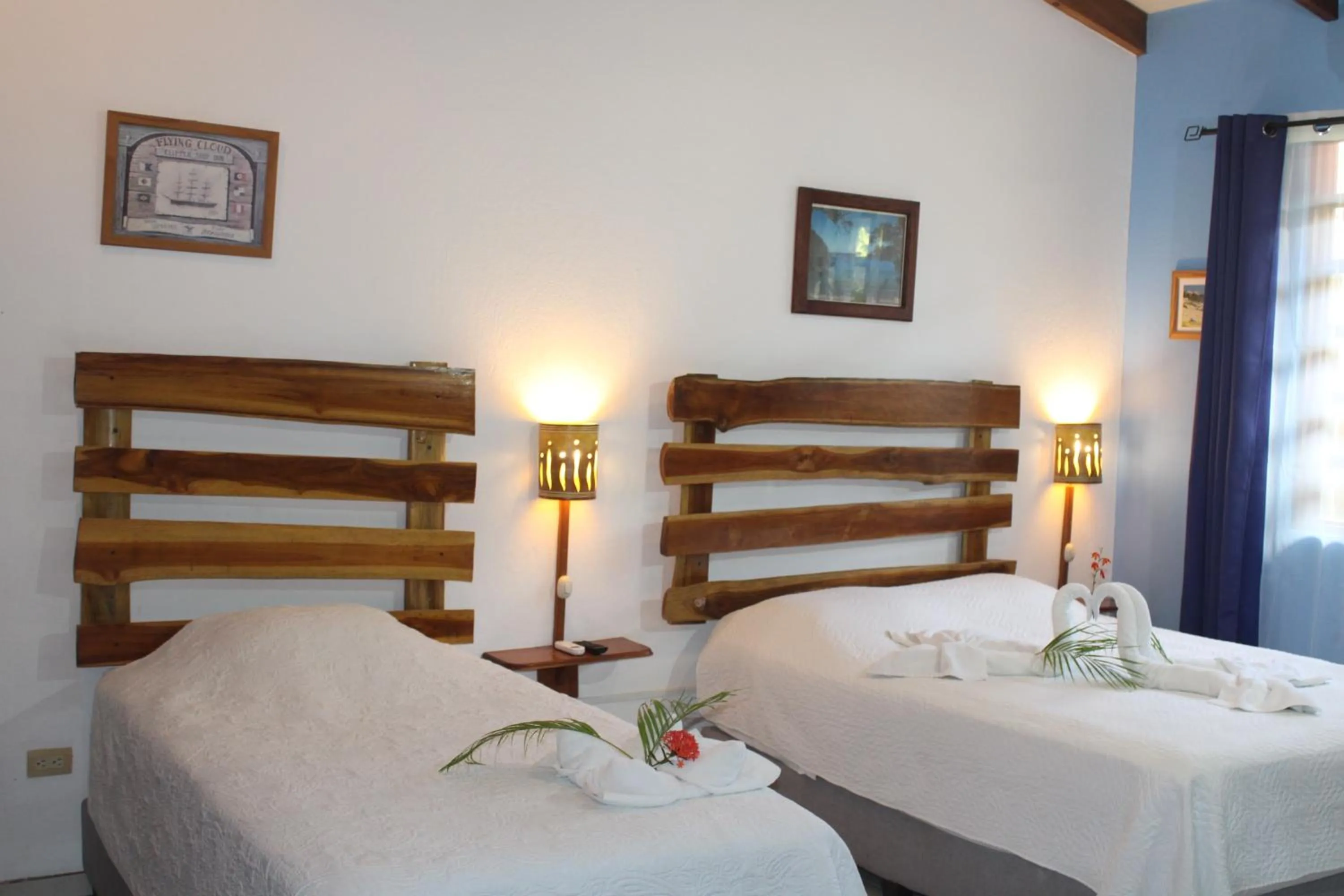 Bed in Cabinas El Colibri, Apart Hotel