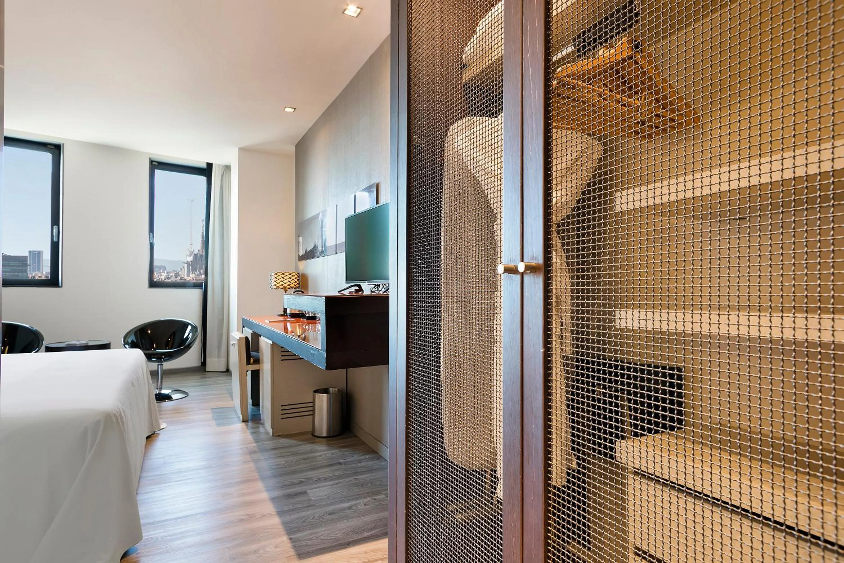 Bed in Hotel Barcelona Condal Mar Affiliated by Meliá