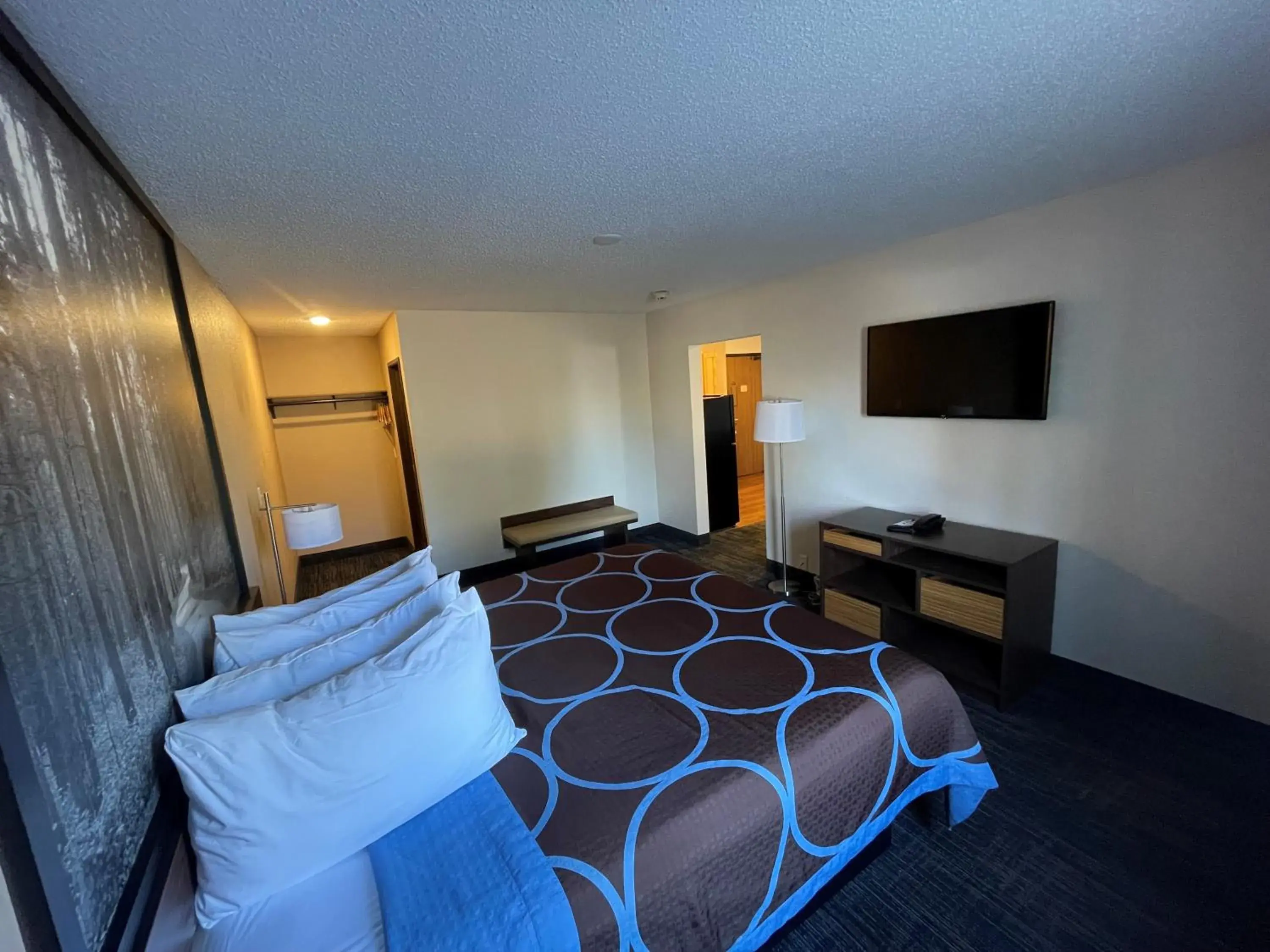 Bed in Super 8 by Wyndham Bemidji MN Bed in Super 8 by Wyndham Bemidji MN