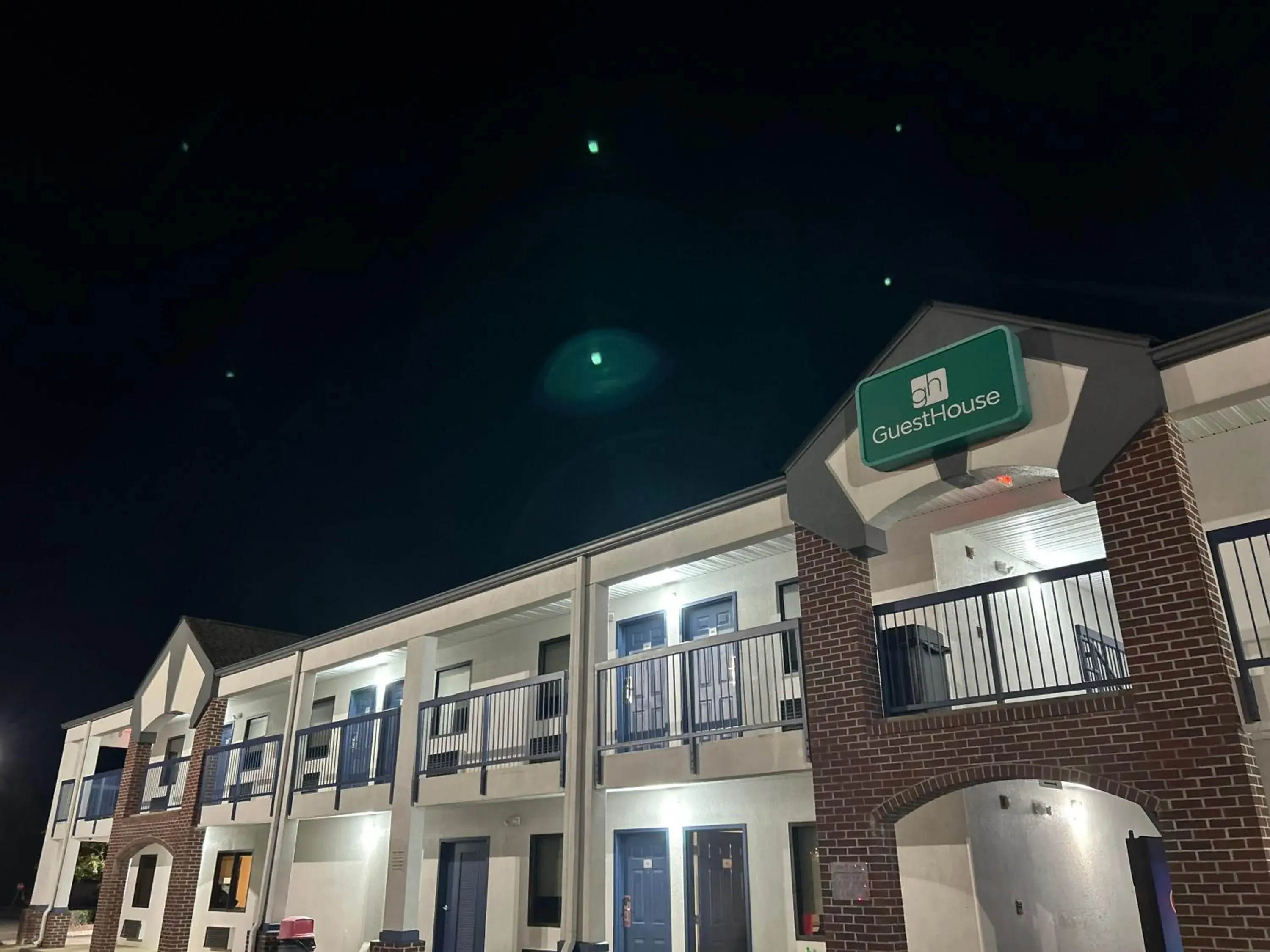 Property building in GuestHouse Inn Dothan Property building in GuestHouse Inn Dothan