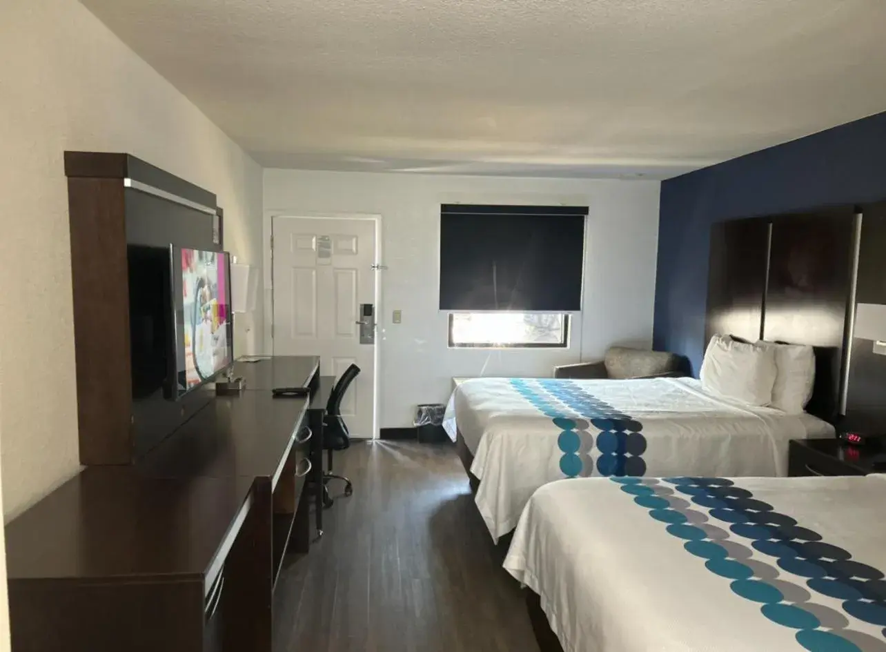 Photo of the whole room, Bed in GuestHouse Inn Dothan Photo of the whole room, Bed in GuestHouse Inn Dothan