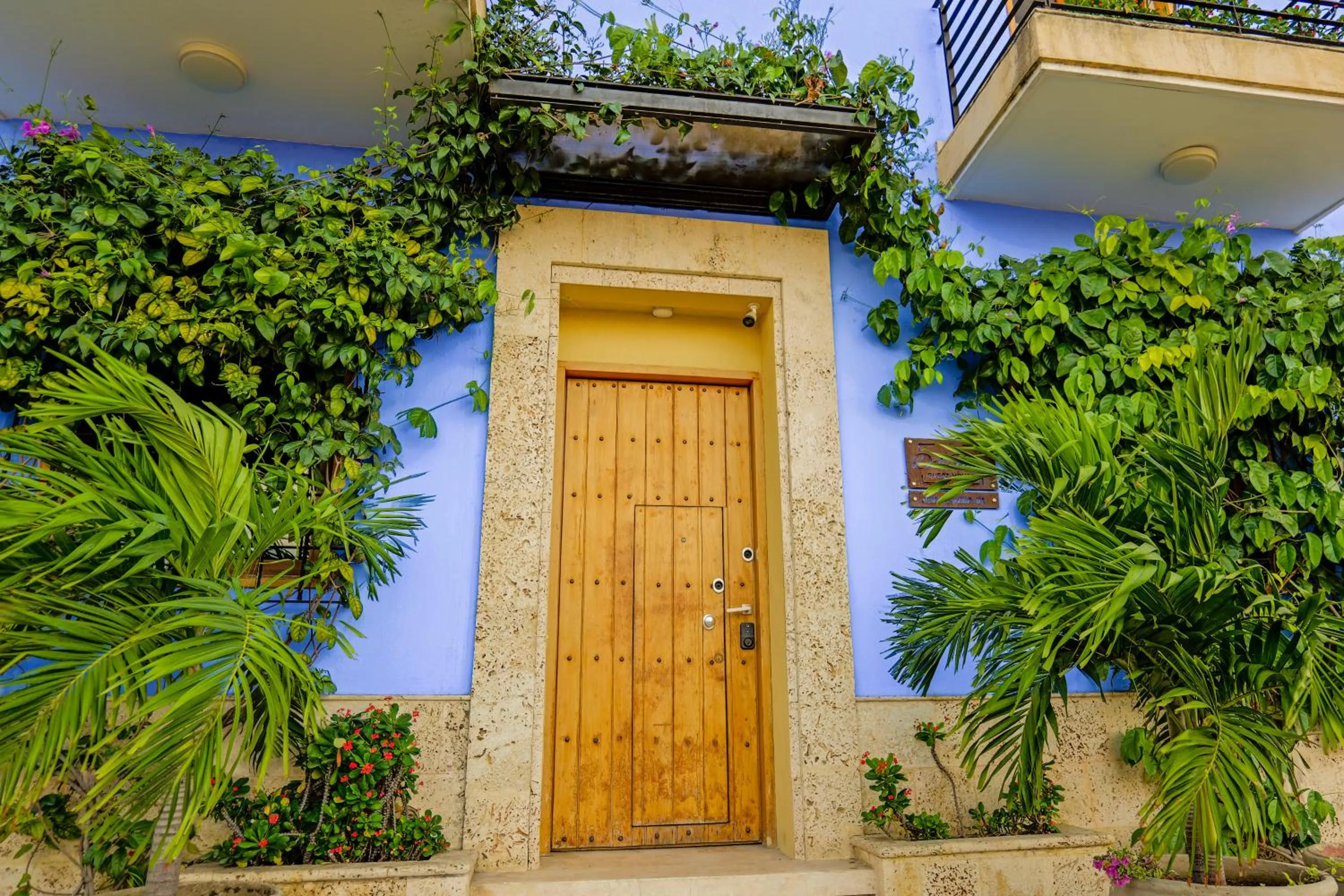 Facade/entrance in Del Mar Guest House