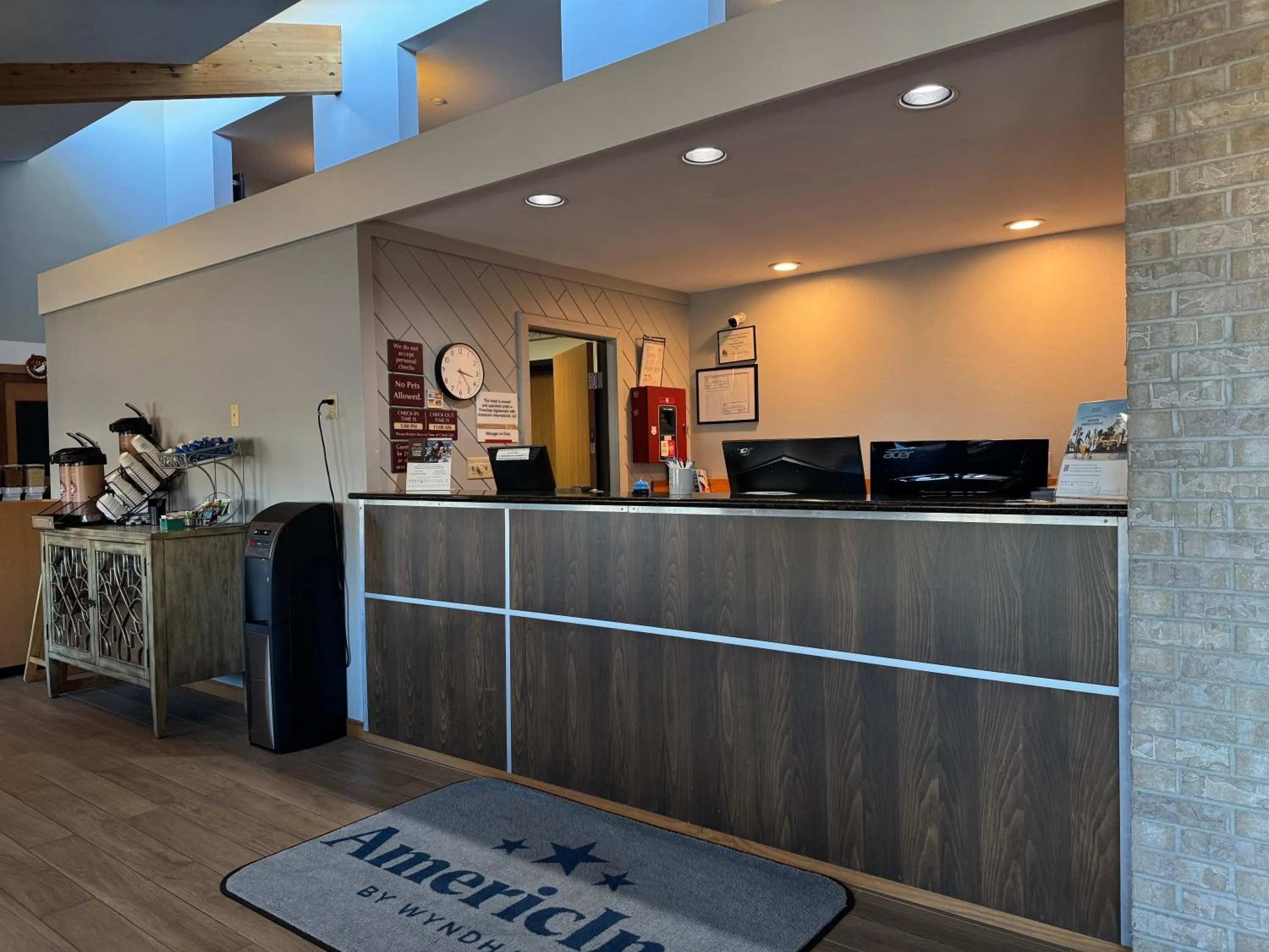 Lobby or reception in AmericInn by Wyndham Rice Lake