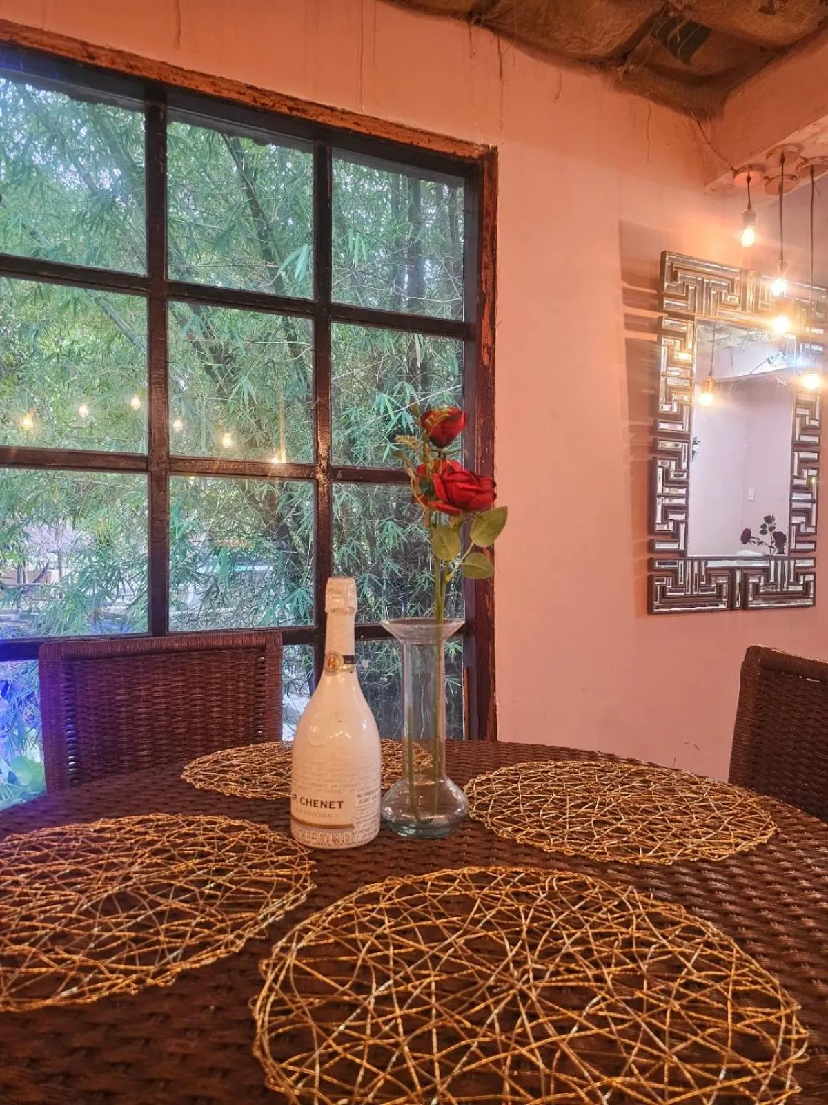 Dining area in Tawaca Ecohotel