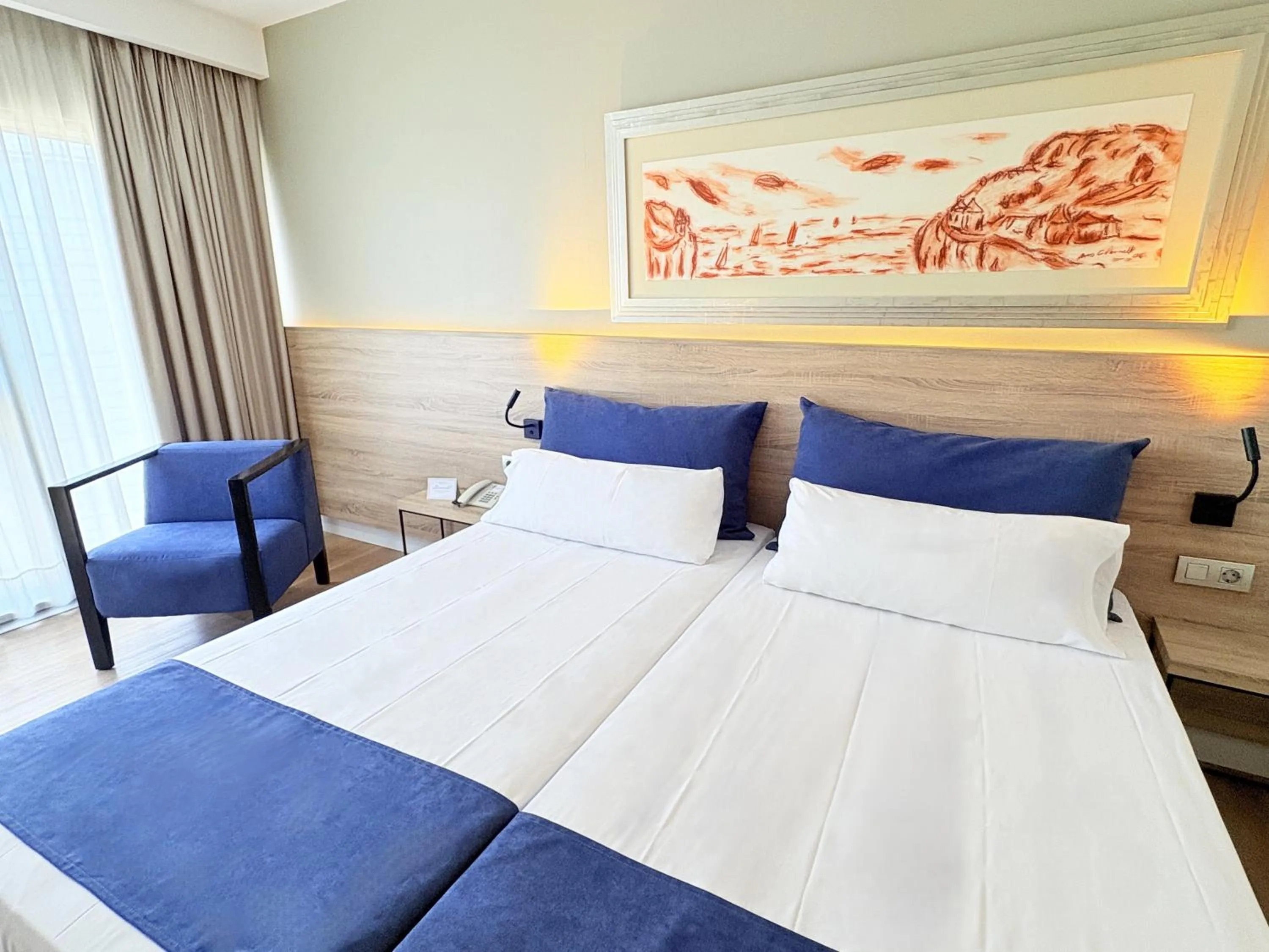 Bed in Eurohotel Barcelona Granvia Fira