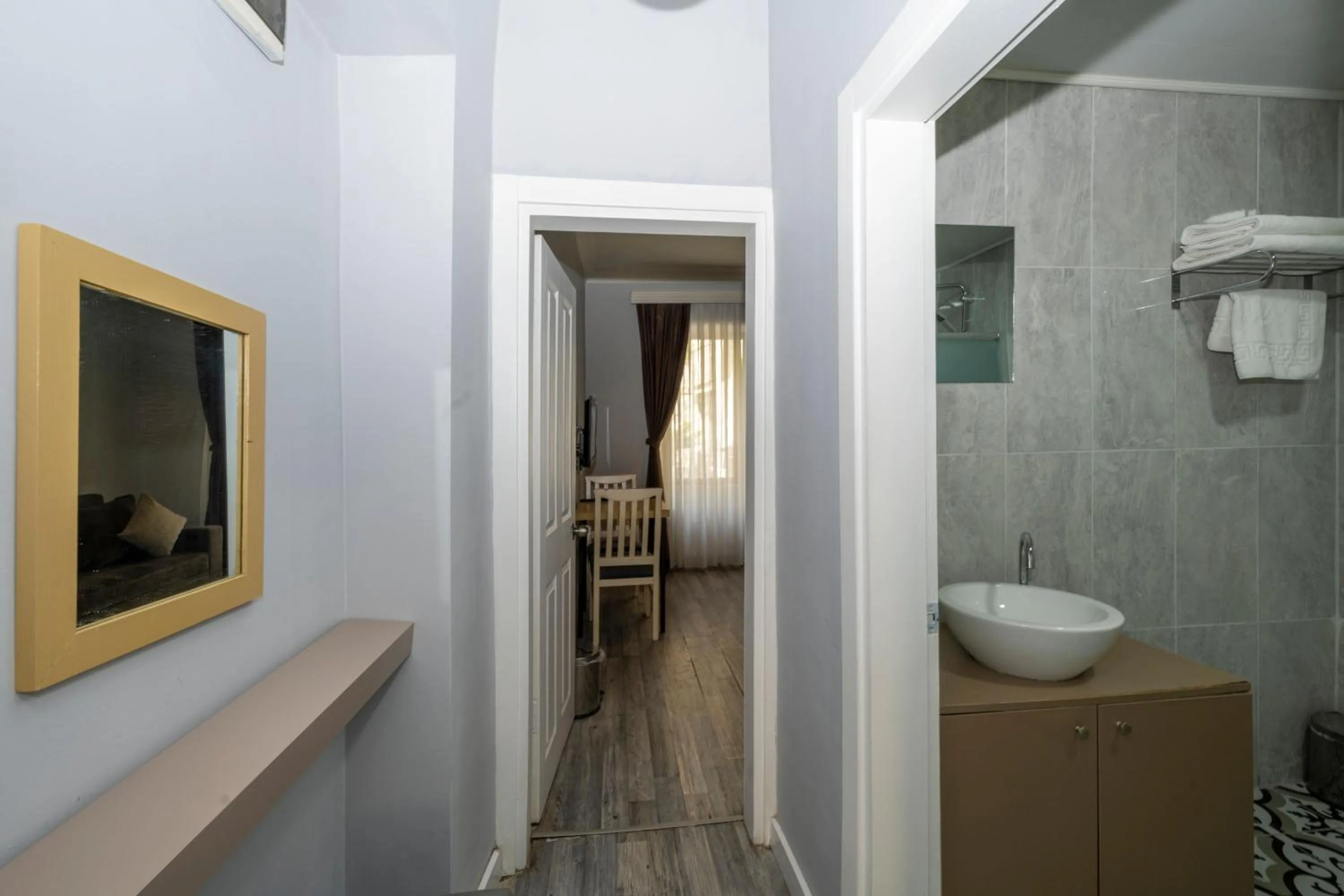 Bathroom in Cirrus Suites