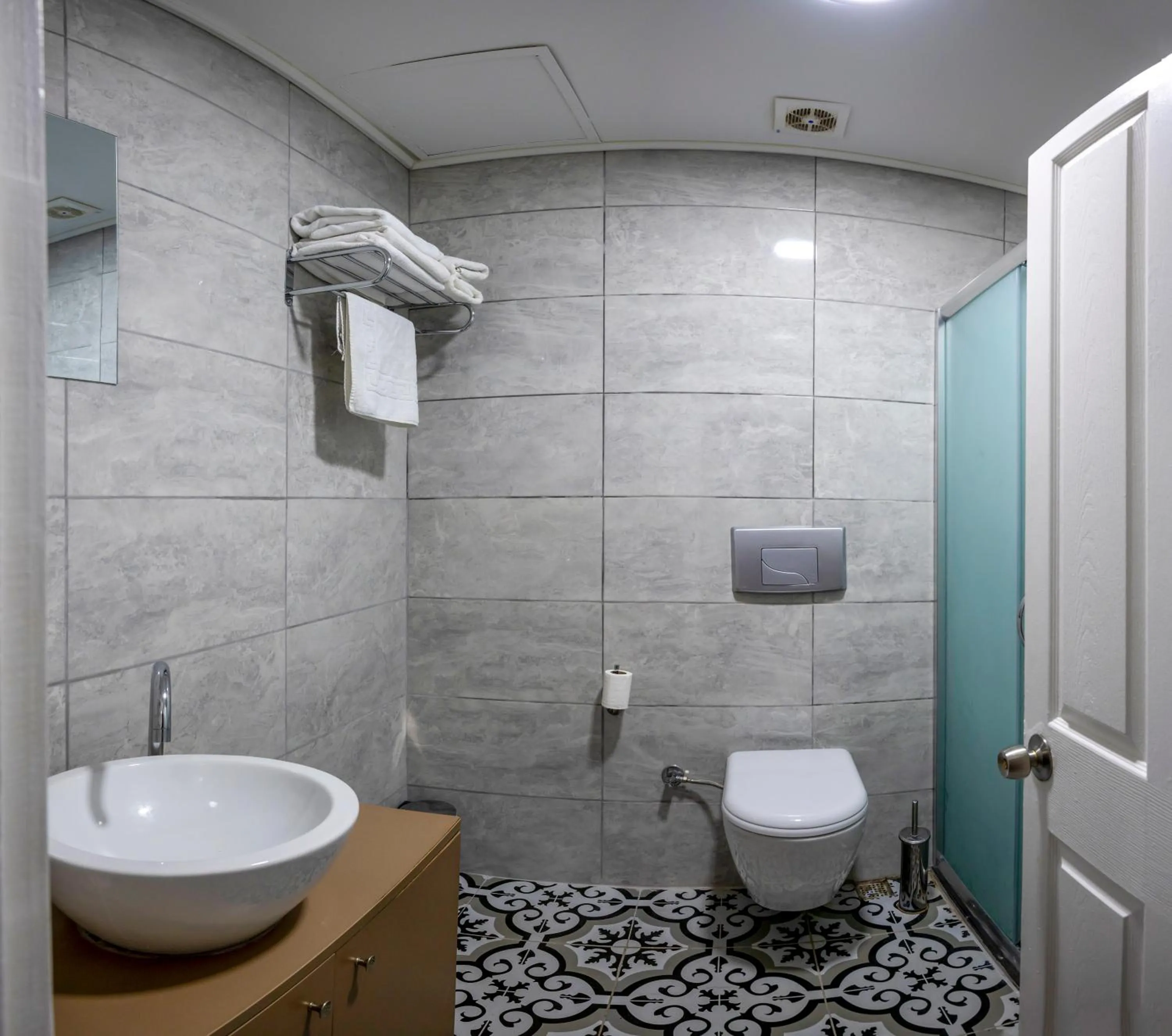 Bathroom in Cirrus Suites