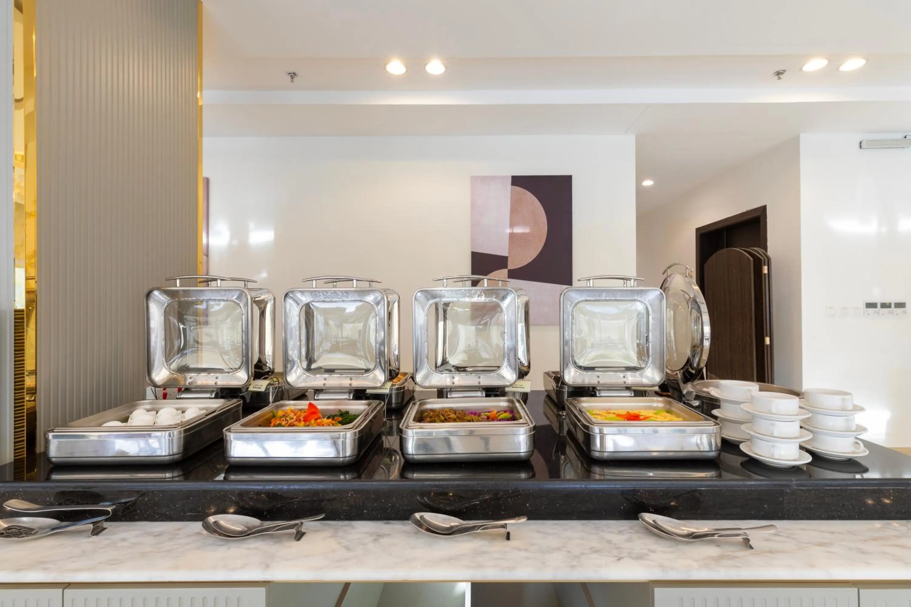 Breakfast in Erfad Hotel - Riyadh