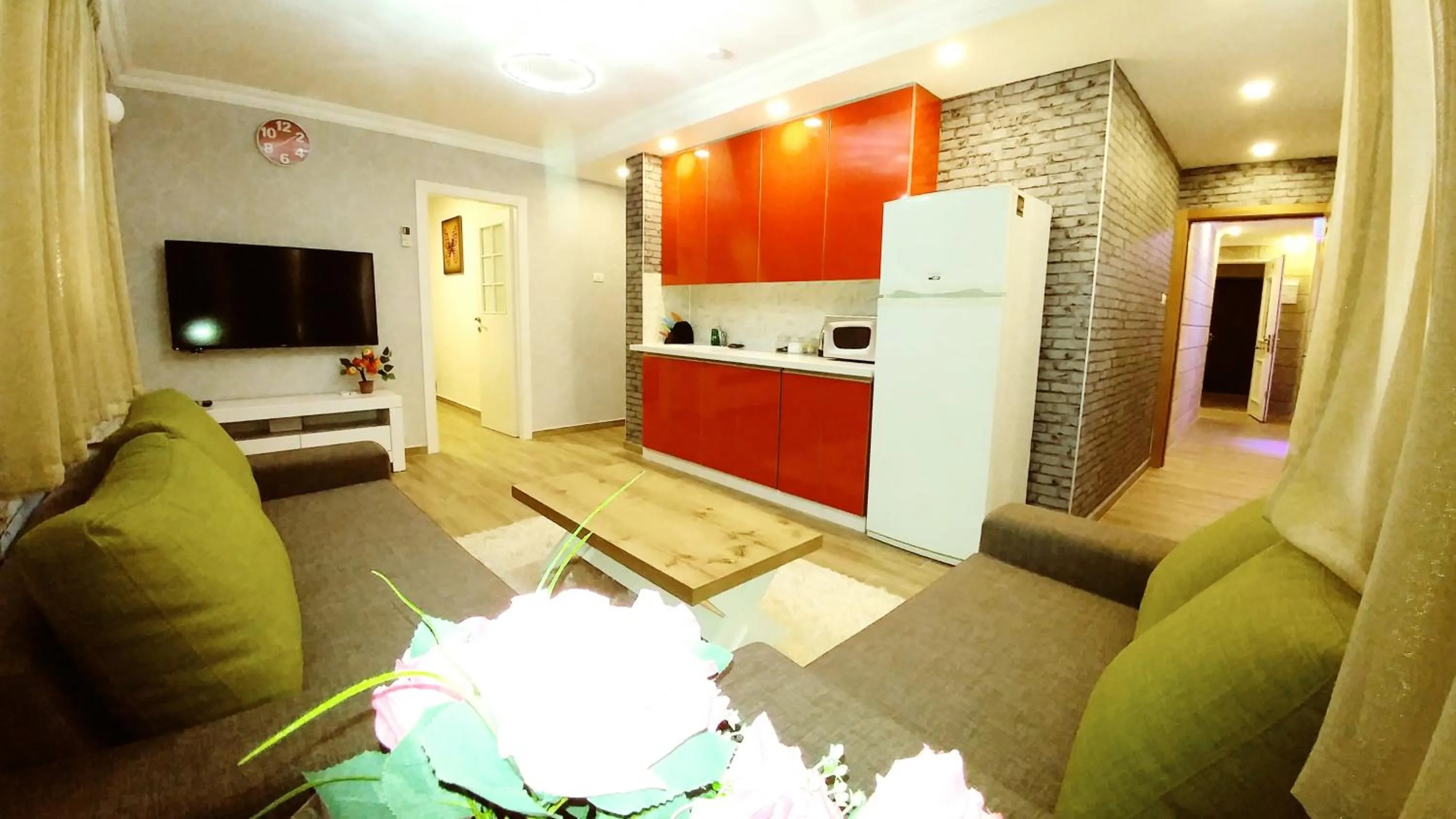 Photo of the whole room in City Apartments