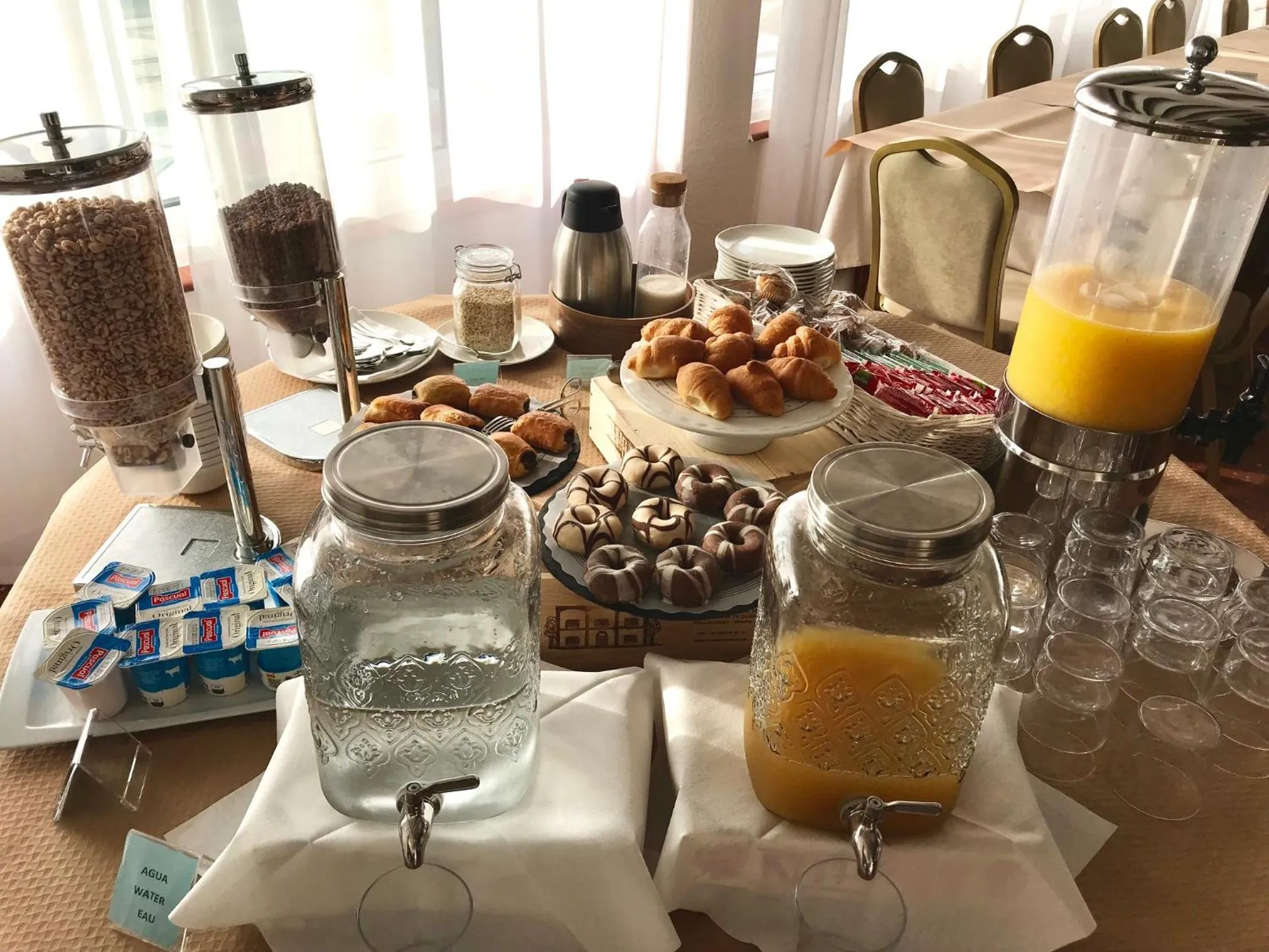 Buffet breakfast in Hostal San Juan