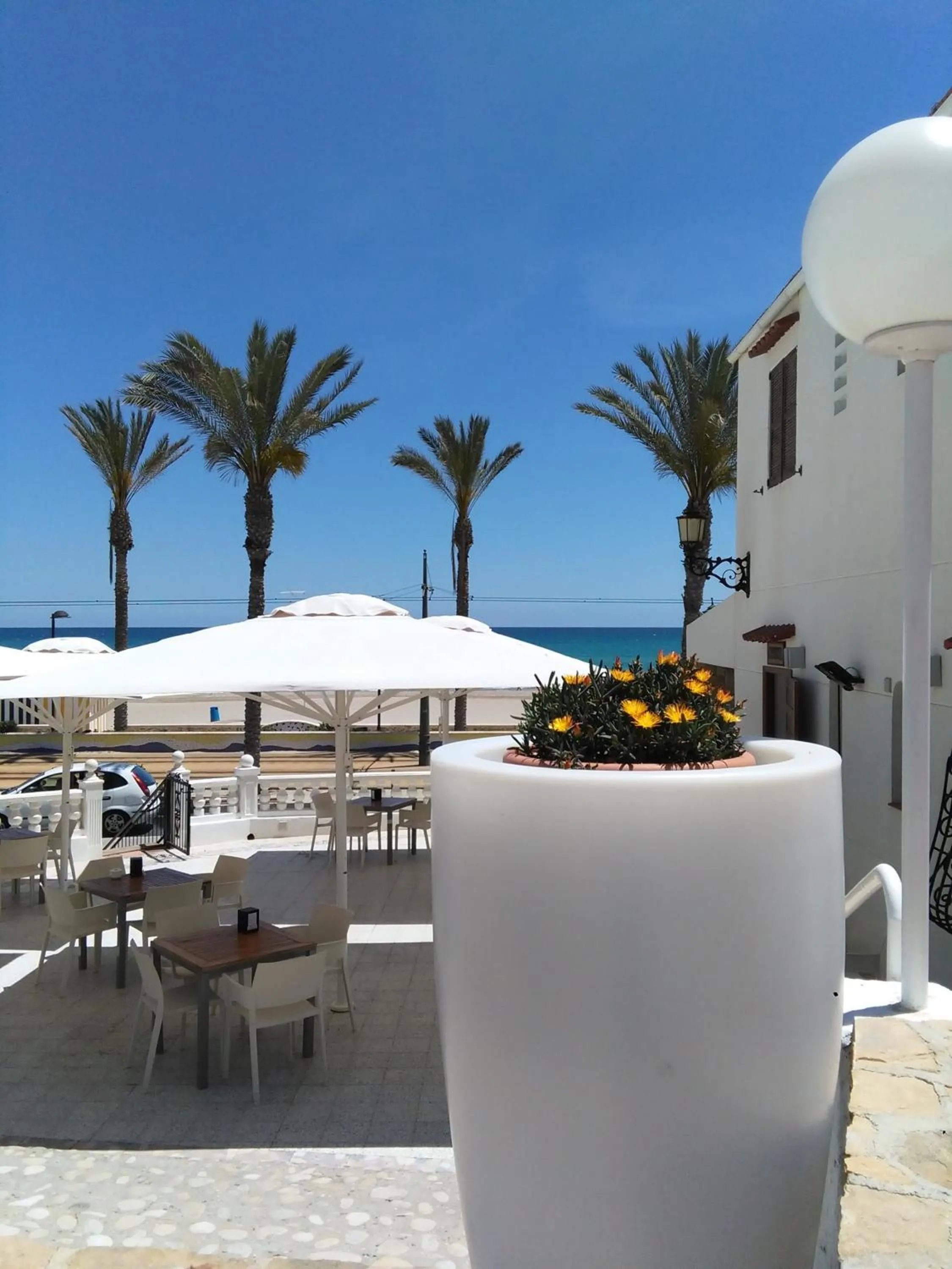 Restaurant/places to eat in Hostal San Juan