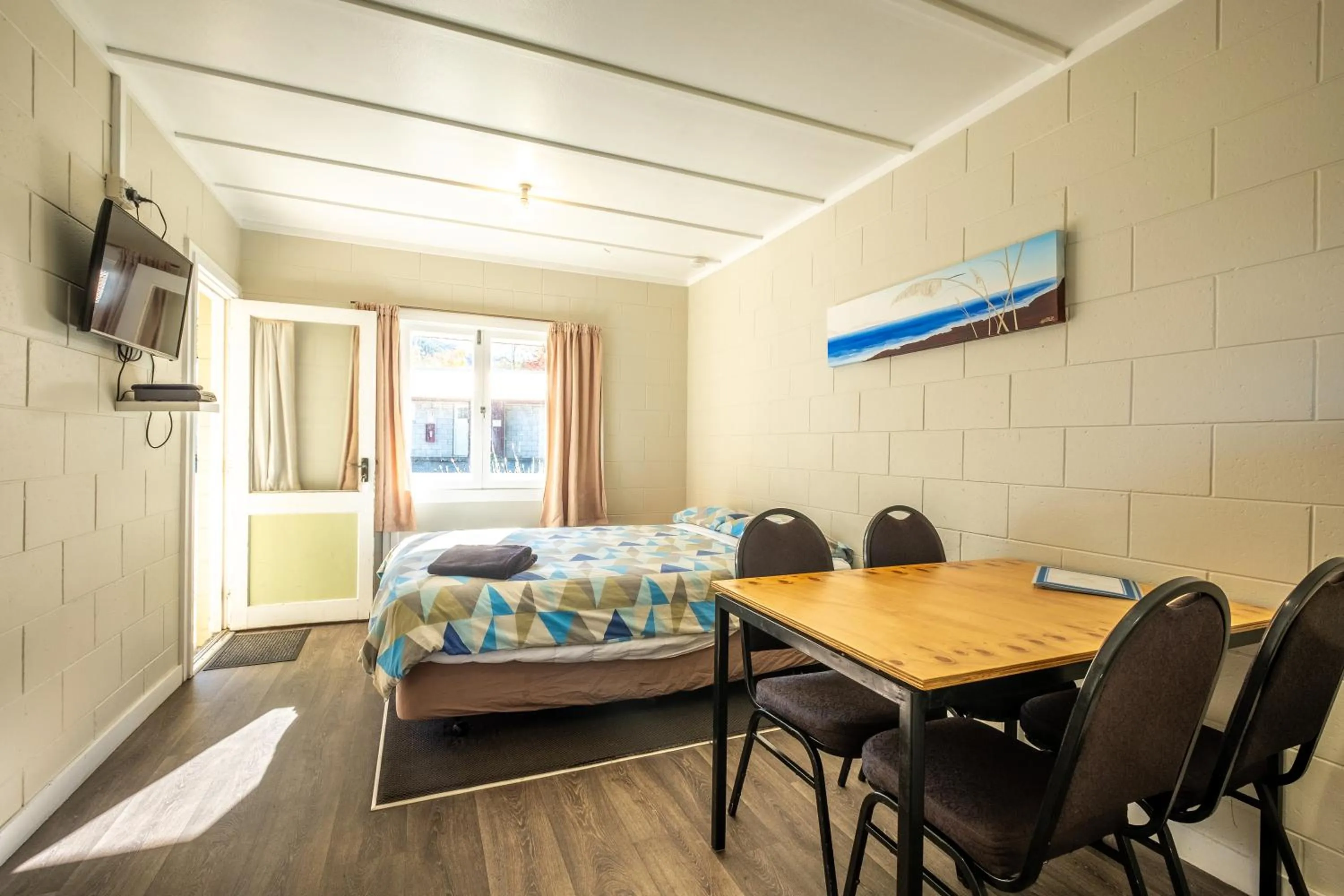 Property building in Alpine Adventure Holiday Park