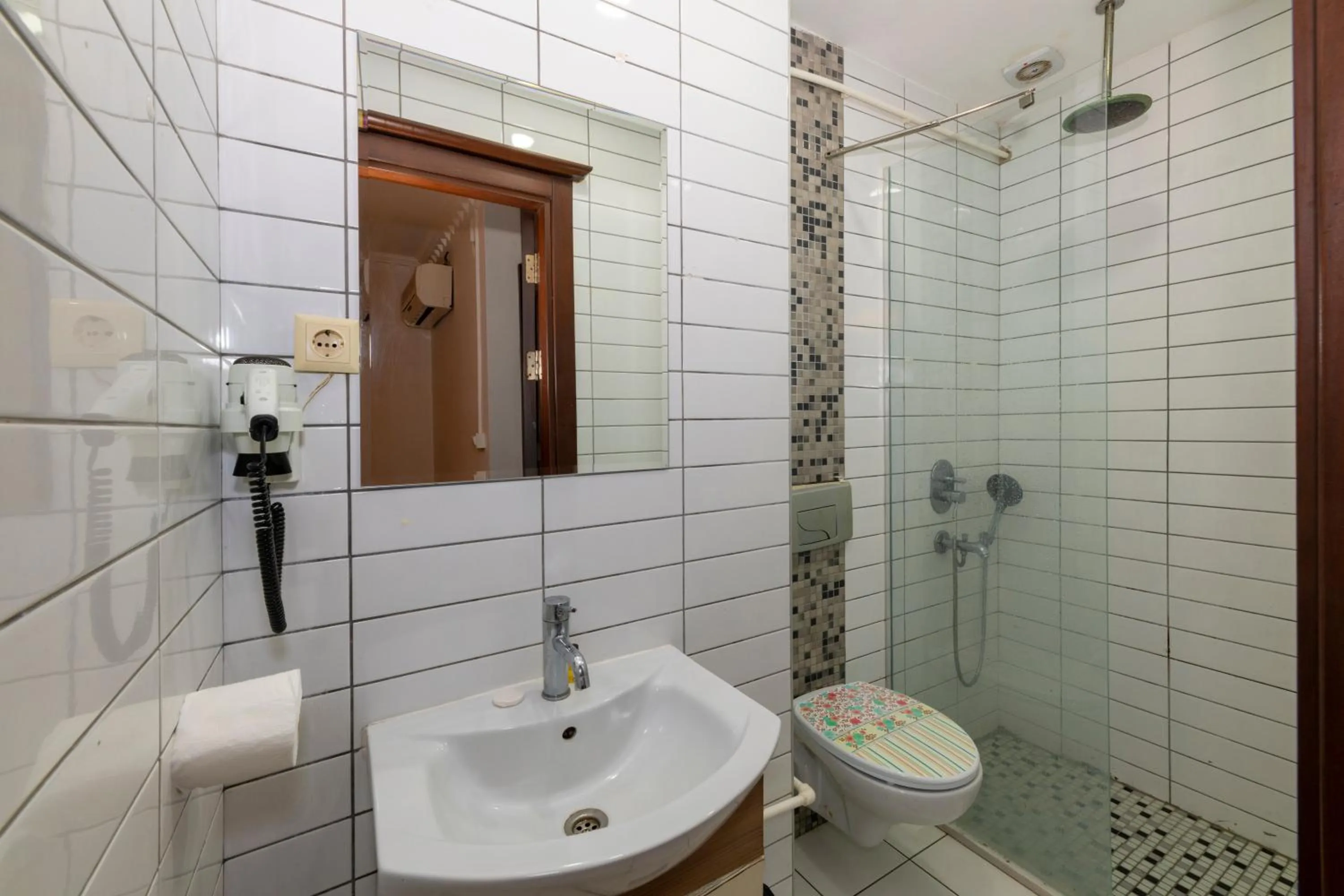 Bathroom in GRAND OPERA HOTEL