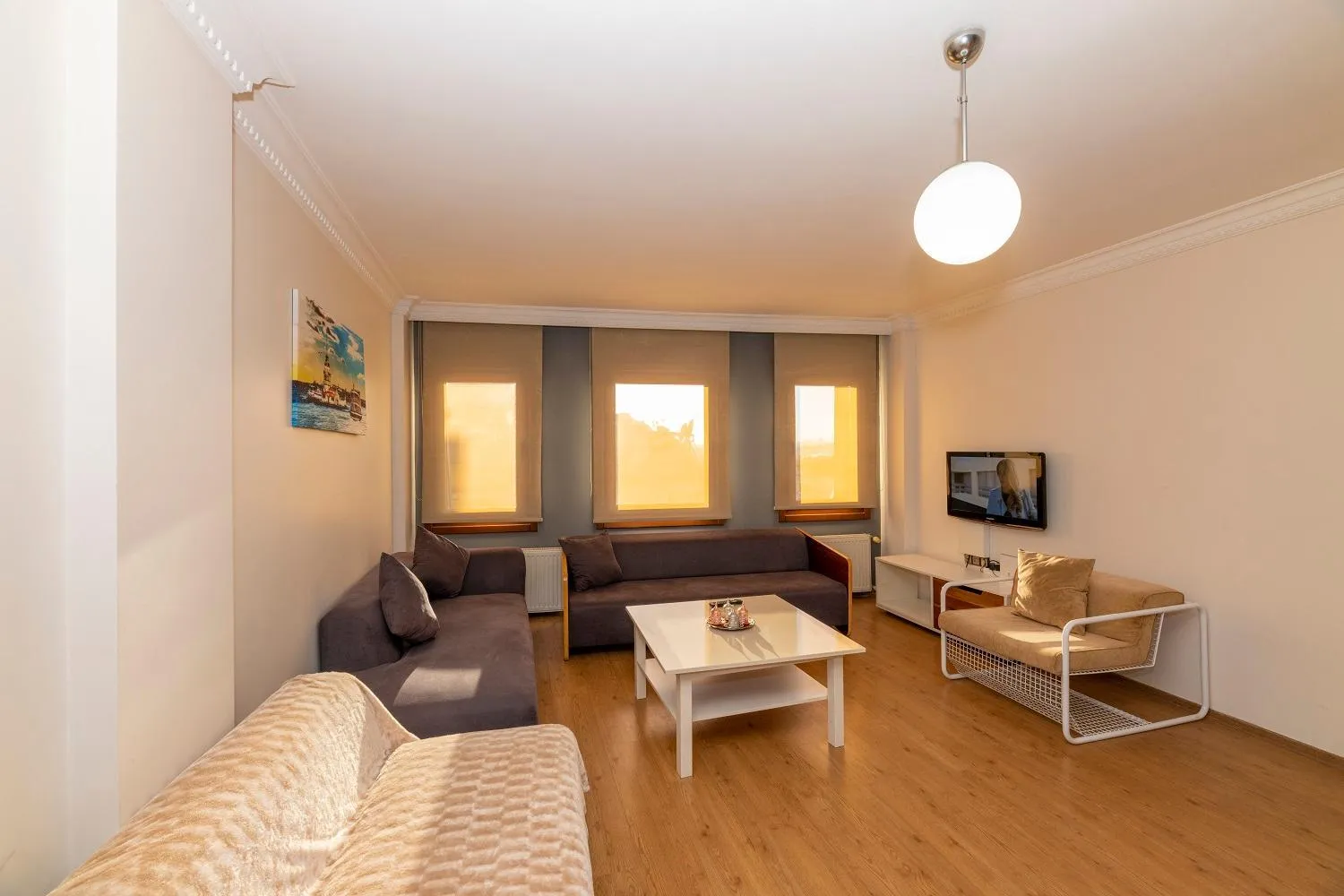 Living room in GRAND OPERA HOTEL