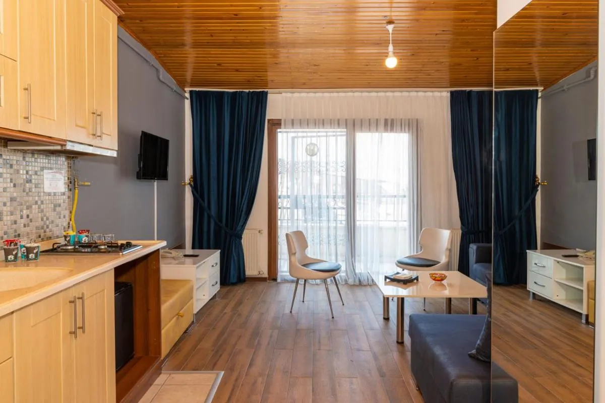 Living room in GRAND OPERA HOTEL