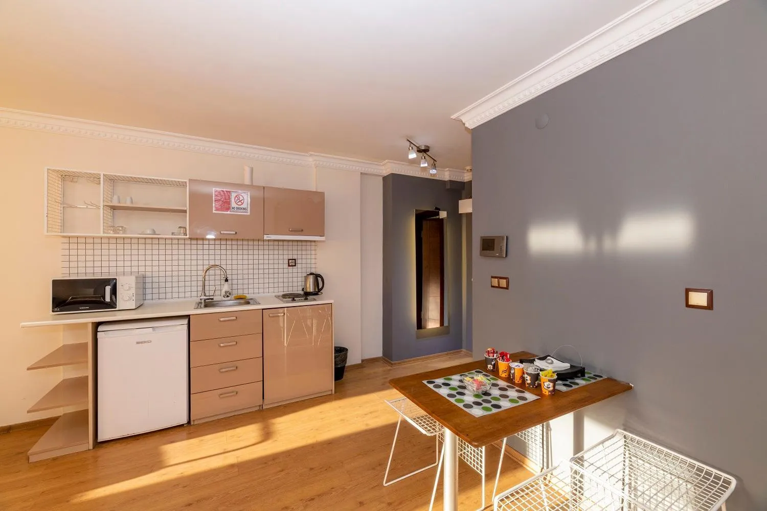 Kitchen or kitchenette in GRAND OPERA HOTEL