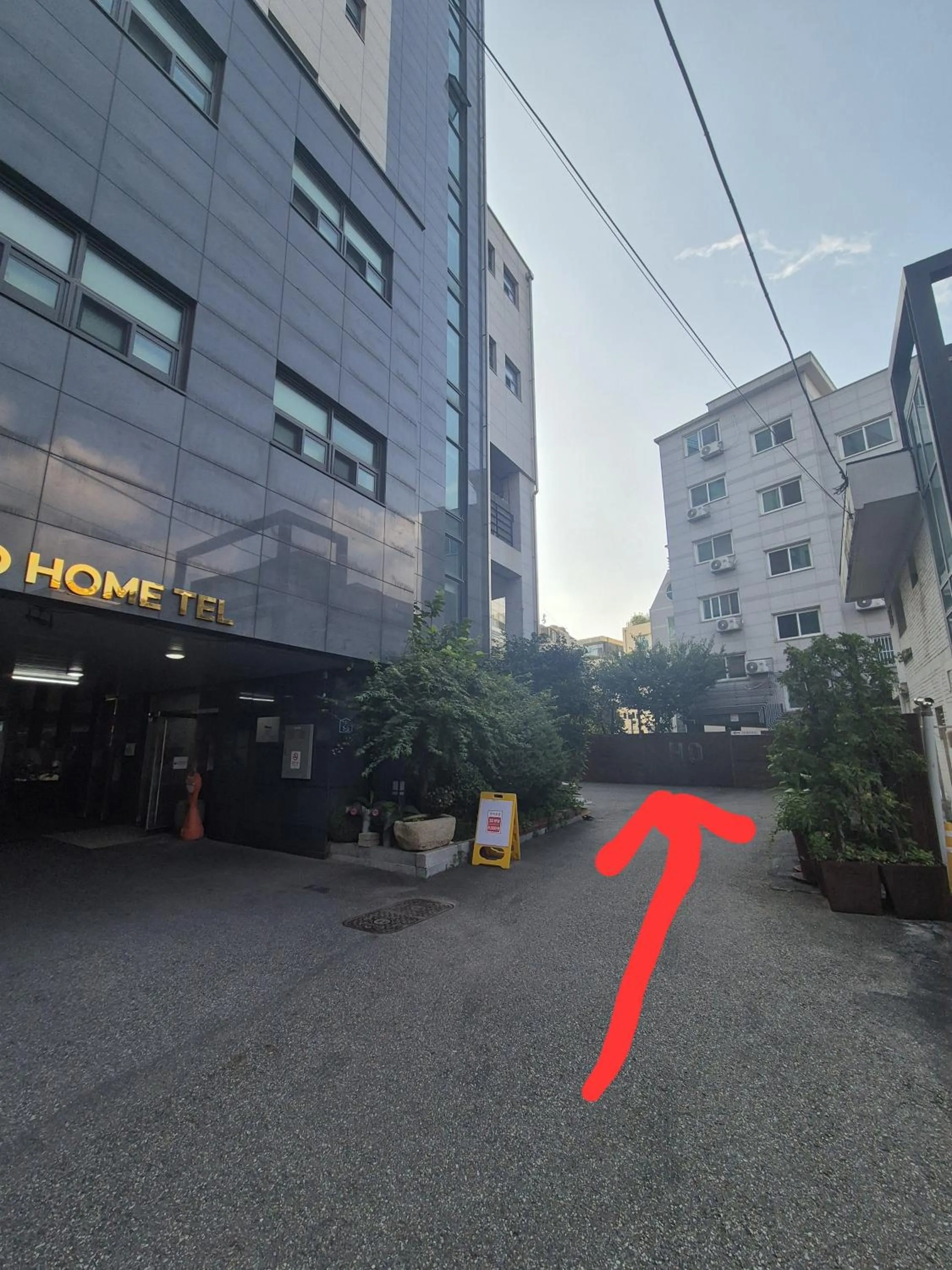 Parking in Ho Home Tel