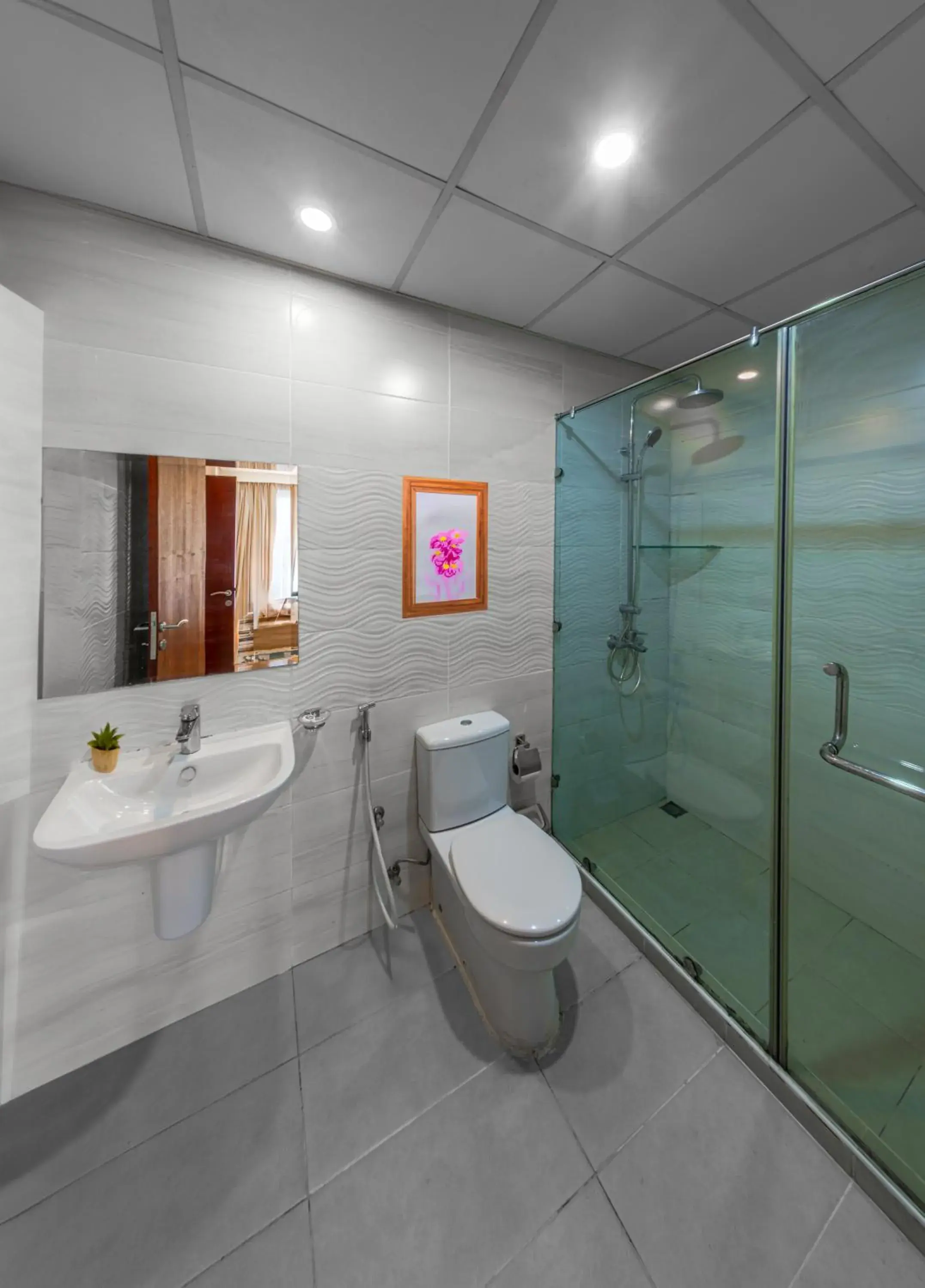 Two-Bedroom Apartment with Balcony in Afaq Tower Two-Bedroom Apartment with Balcony in Afaq Tower