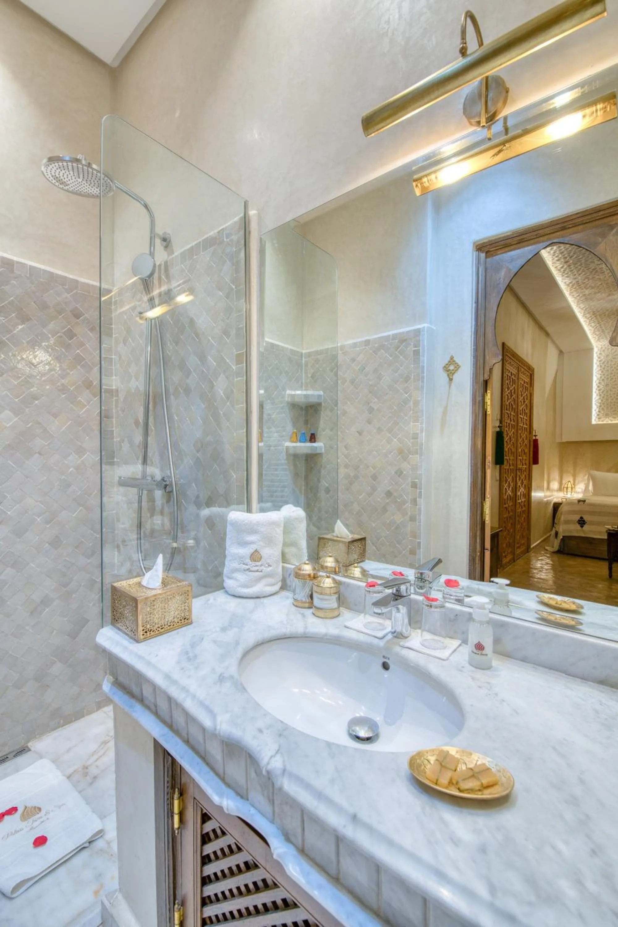 Bathroom in Palais Tara & Spa
