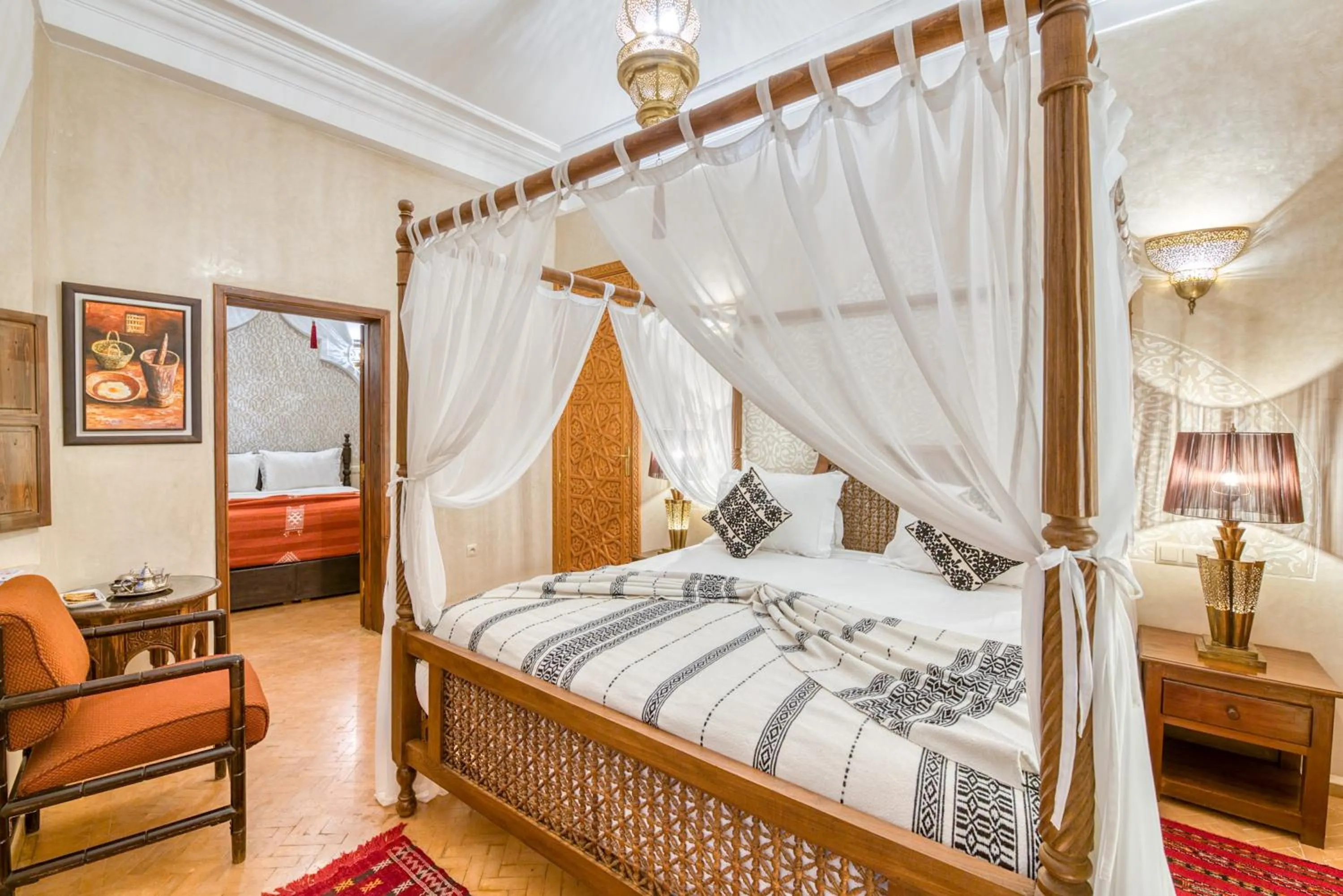 Seating area, Bed in Palais Tara & Spa