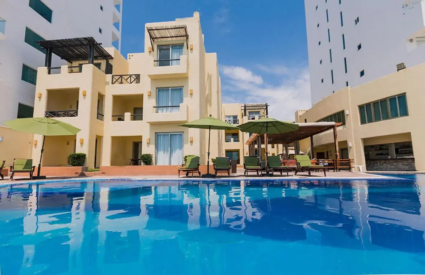 Property building in Zafiro Beach Boutique Resort Property building in Zafiro Beach Boutique Resort