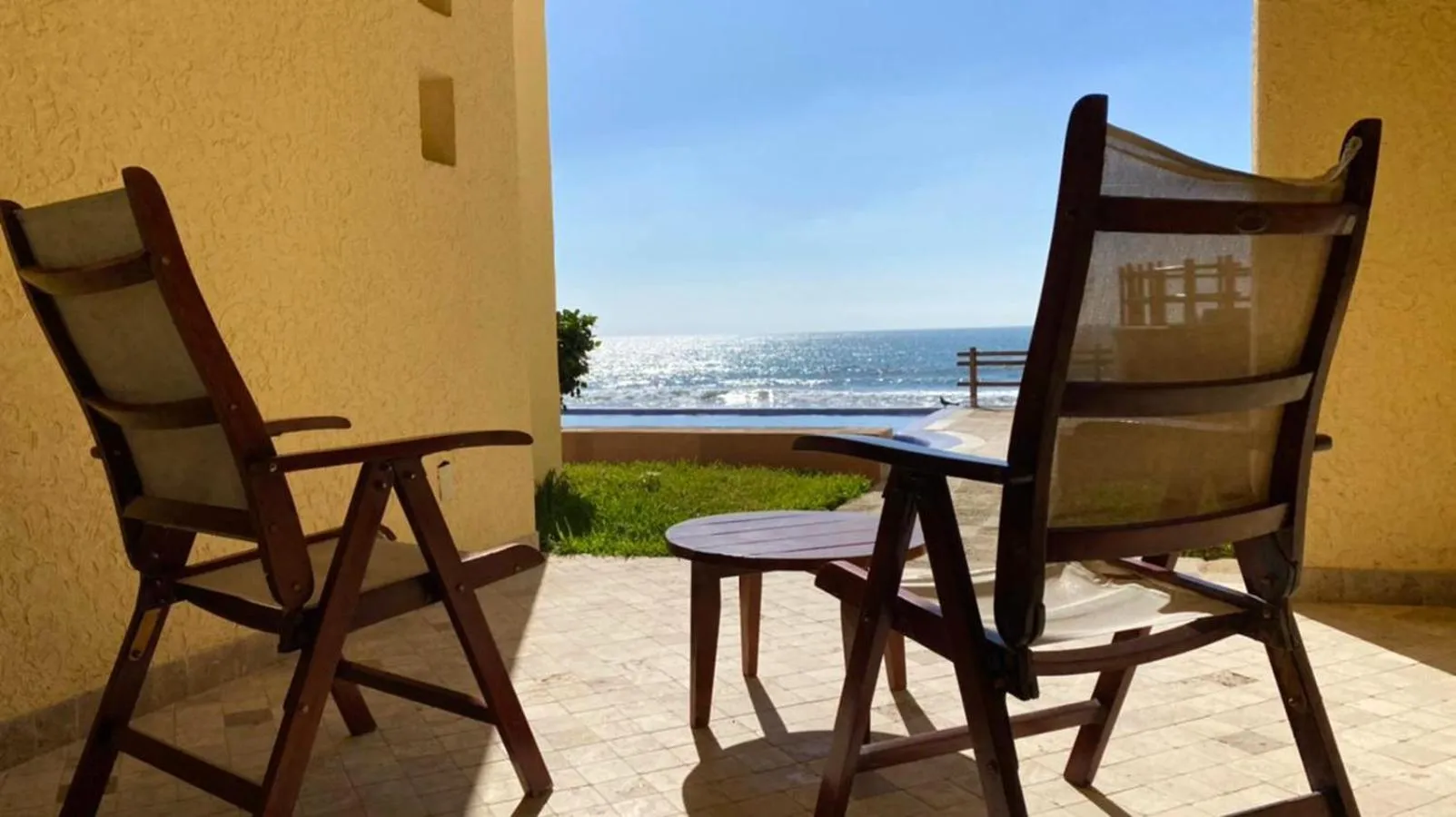 Balcony/Terrace in Zafiro Beach Boutique Resort
