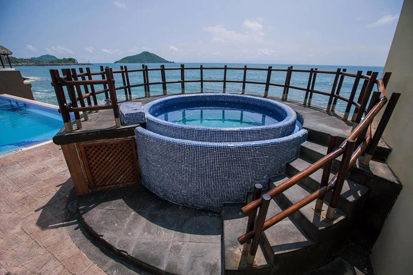 Hot Tub in Zafiro Beach Boutique Resort