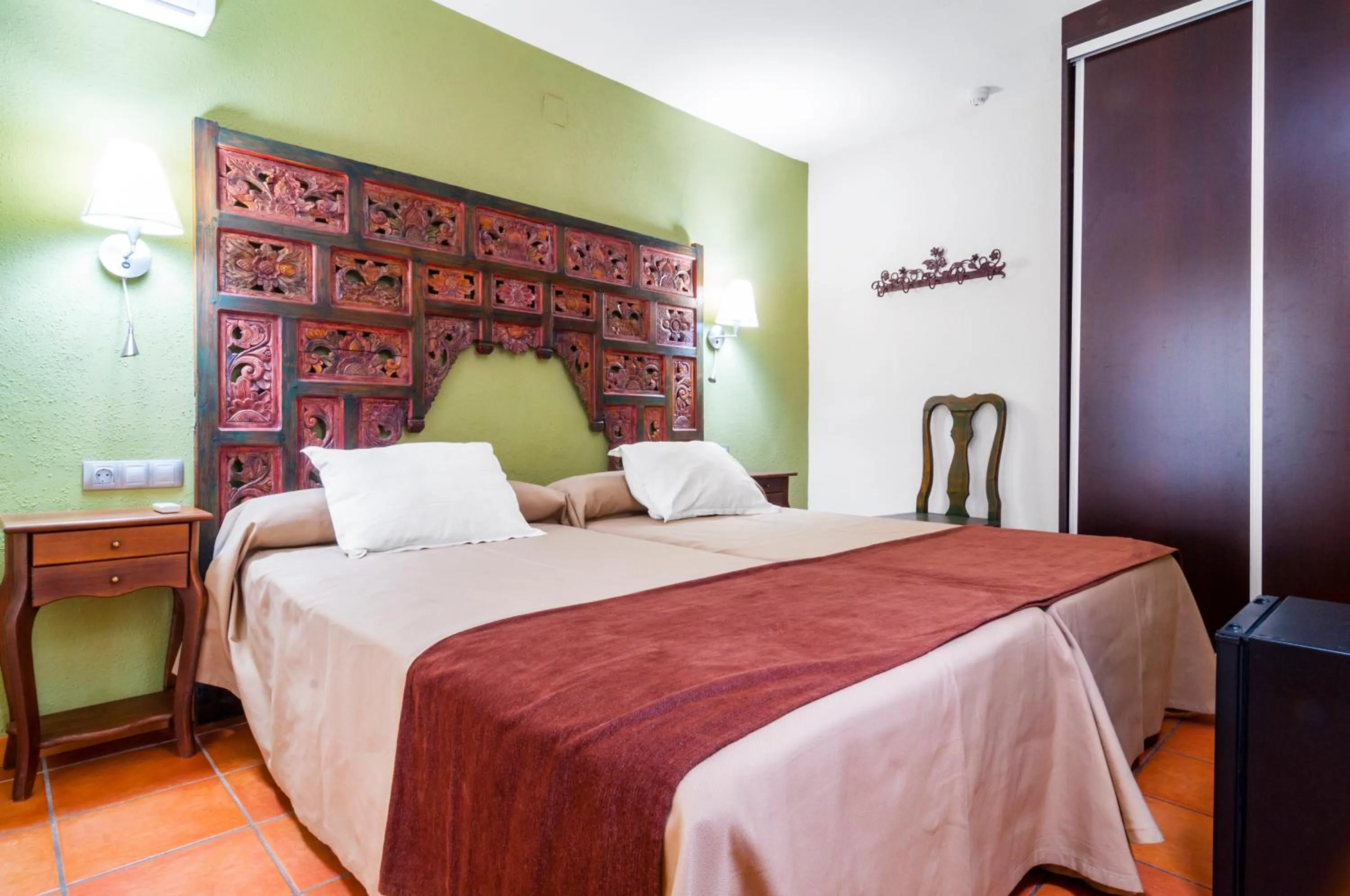 Bed in Hotel Sierra de Cazorla & SPA 3*