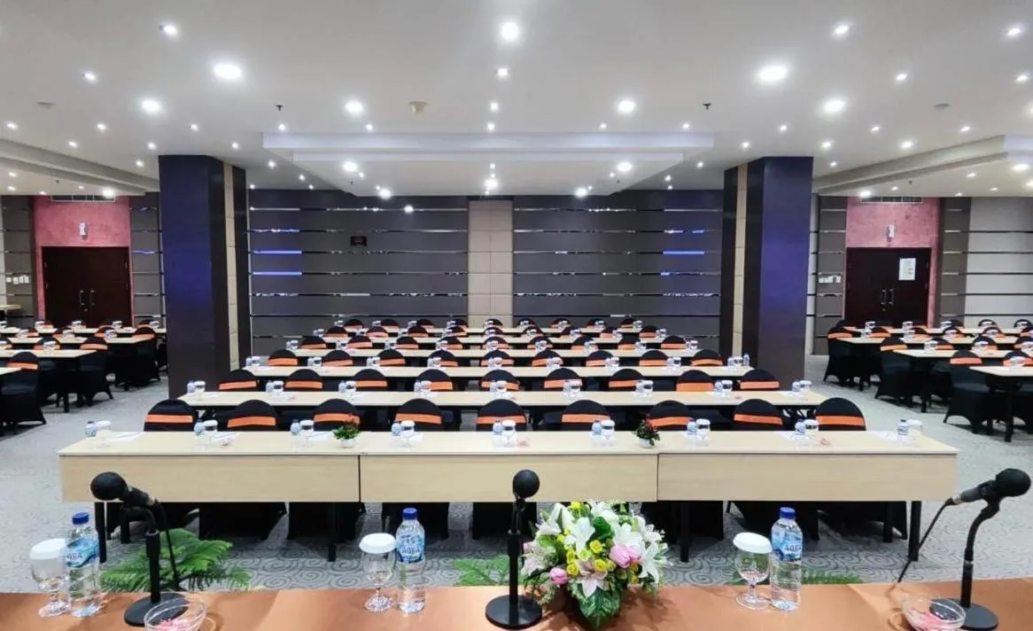 Meeting/conference room in Aria Gajayana
