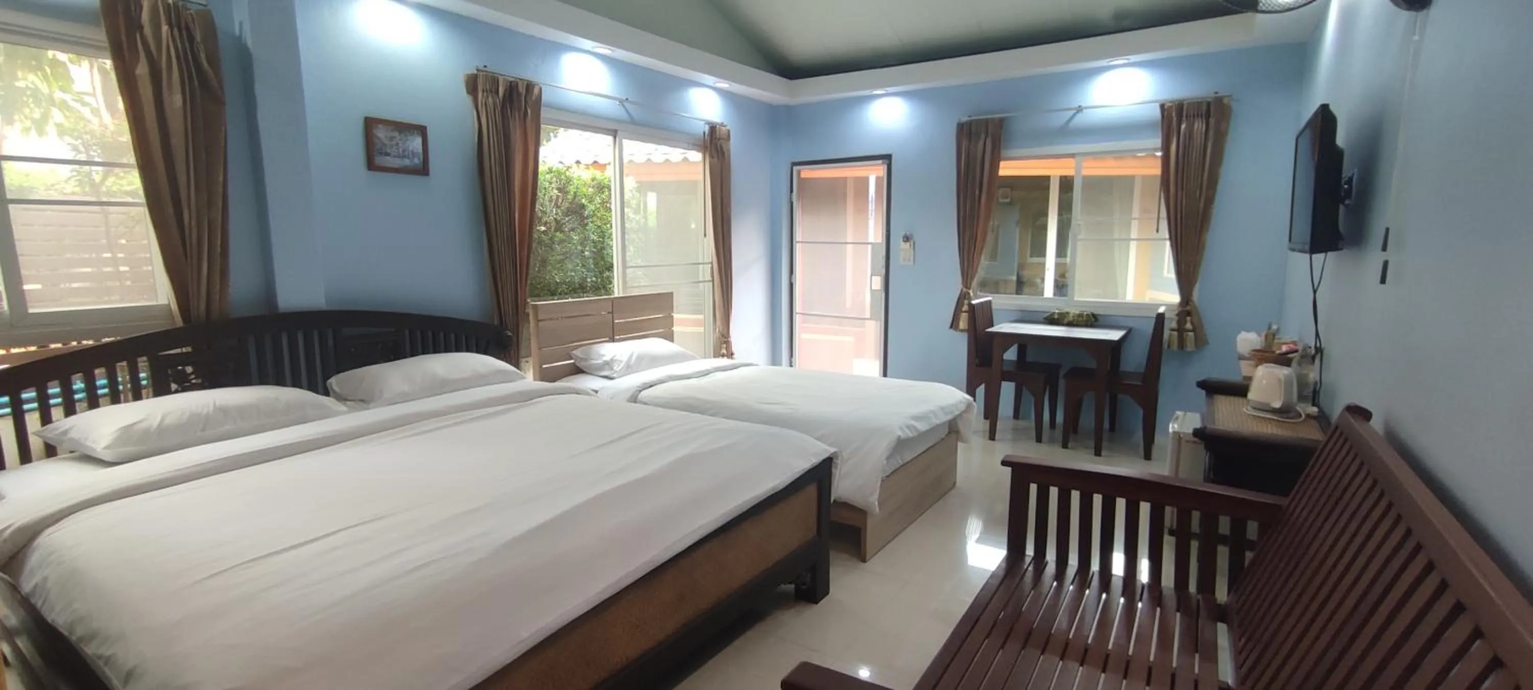 Property building, Bed in Q Zone Boutique House