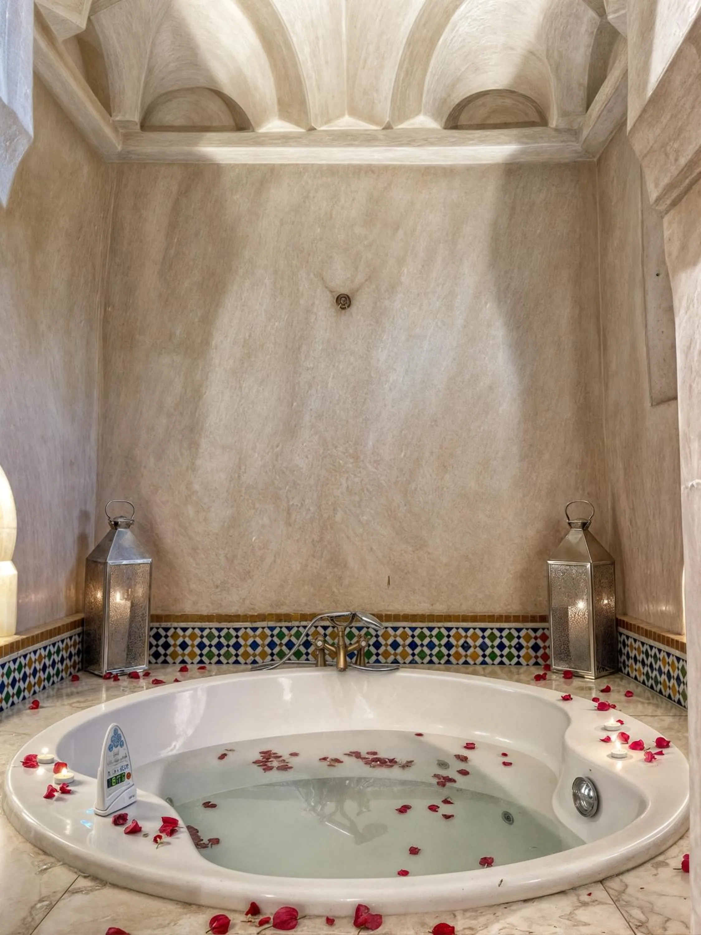 Hot Tub in Taj Sofia & Spa Luxury Private Villa