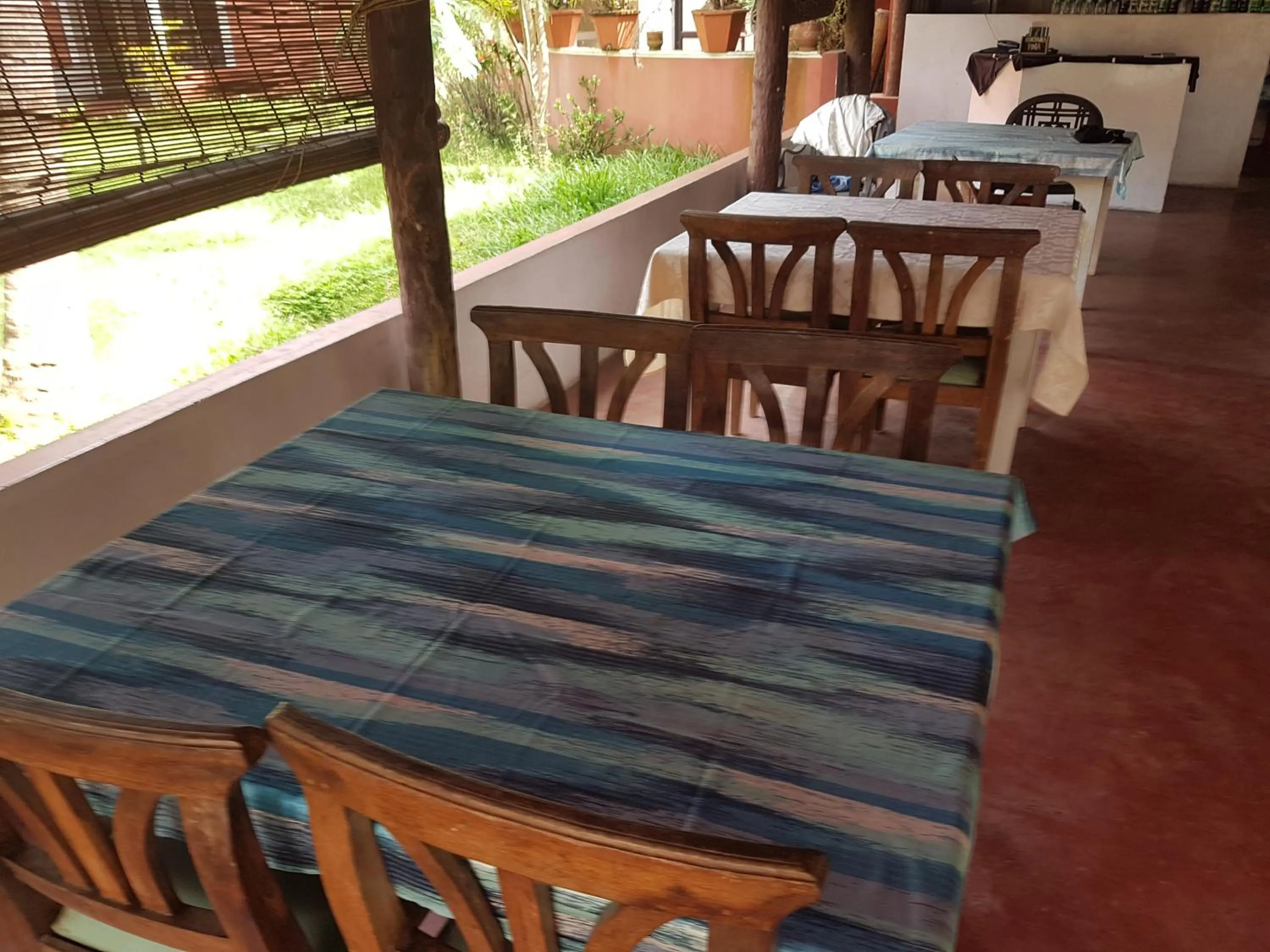 Restaurant/places to eat in Nikhil Residence