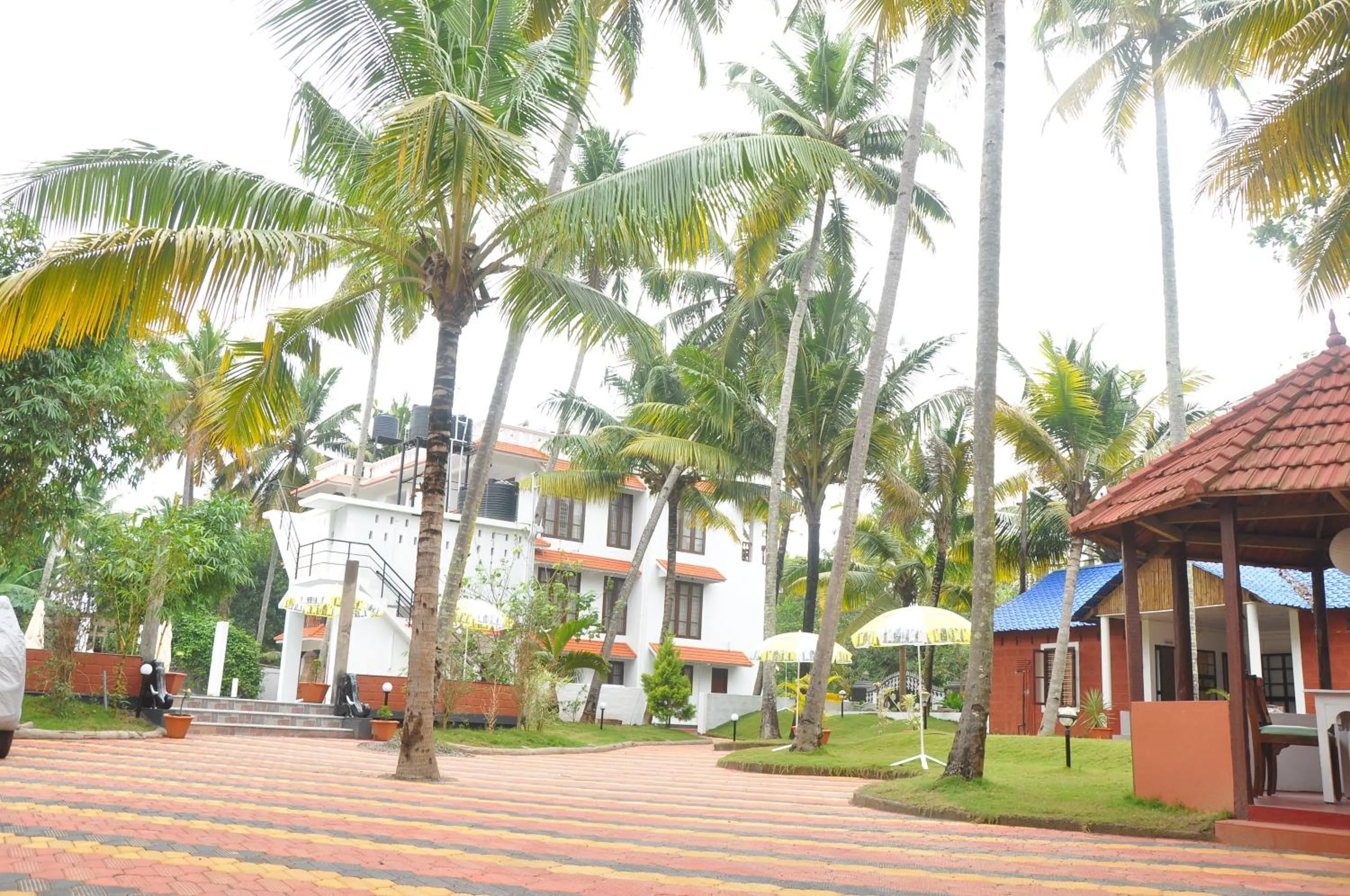 Area and facilities in Nikhil Residence