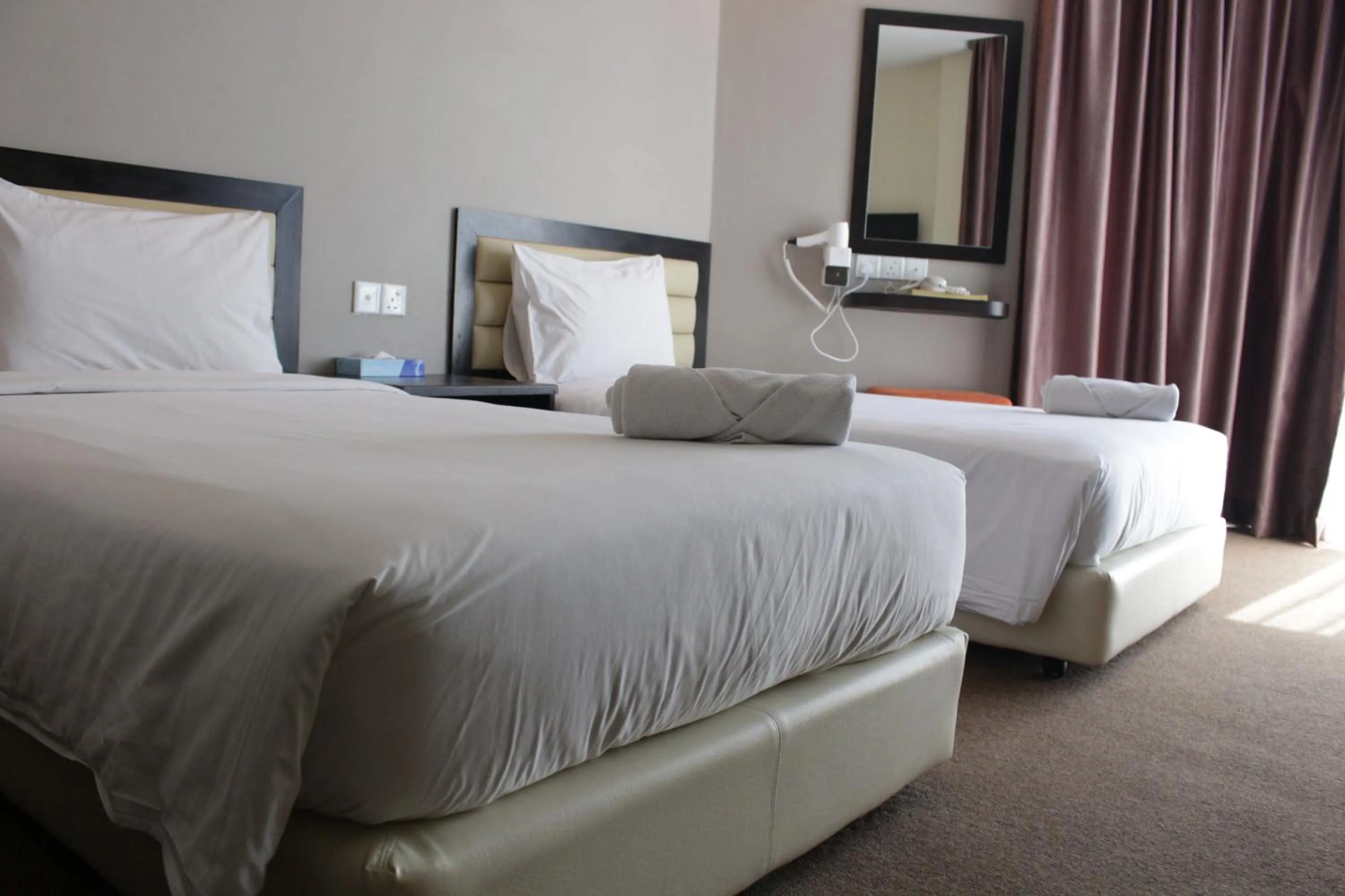 Bed in Paradise Spa Hotel