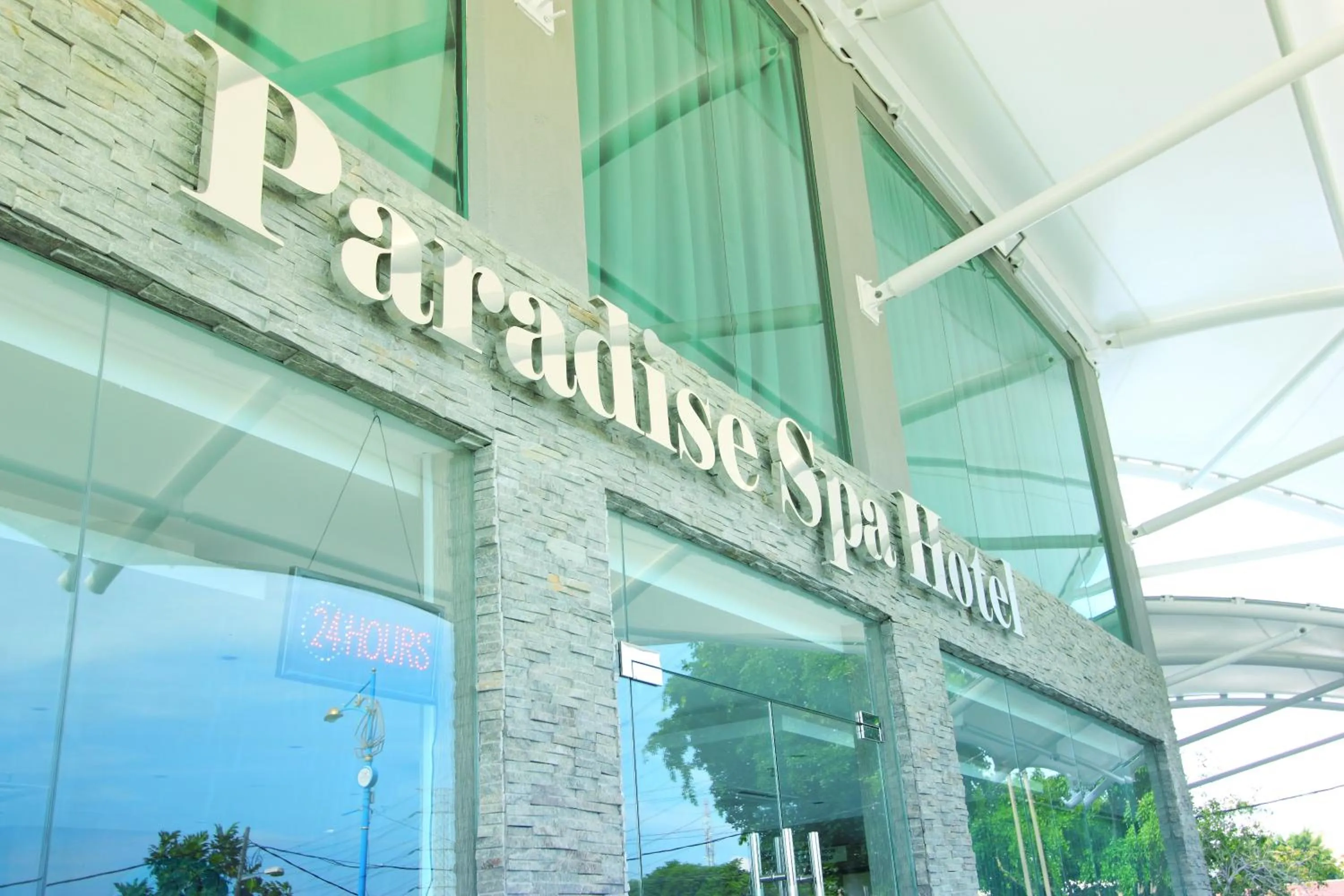 Paradise Spa Hotel