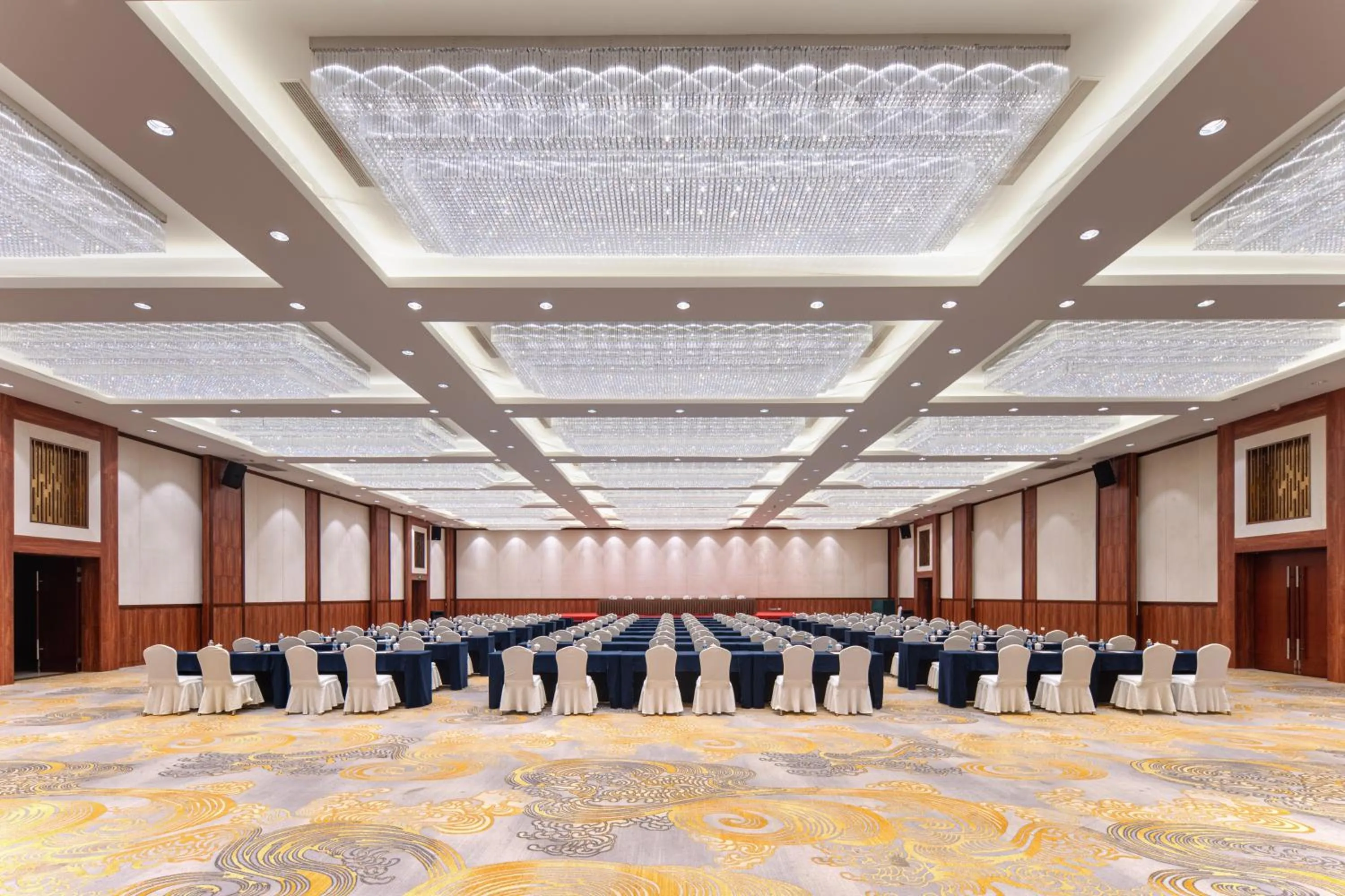 Meeting/conference room in Plaza Hotel Yuyao