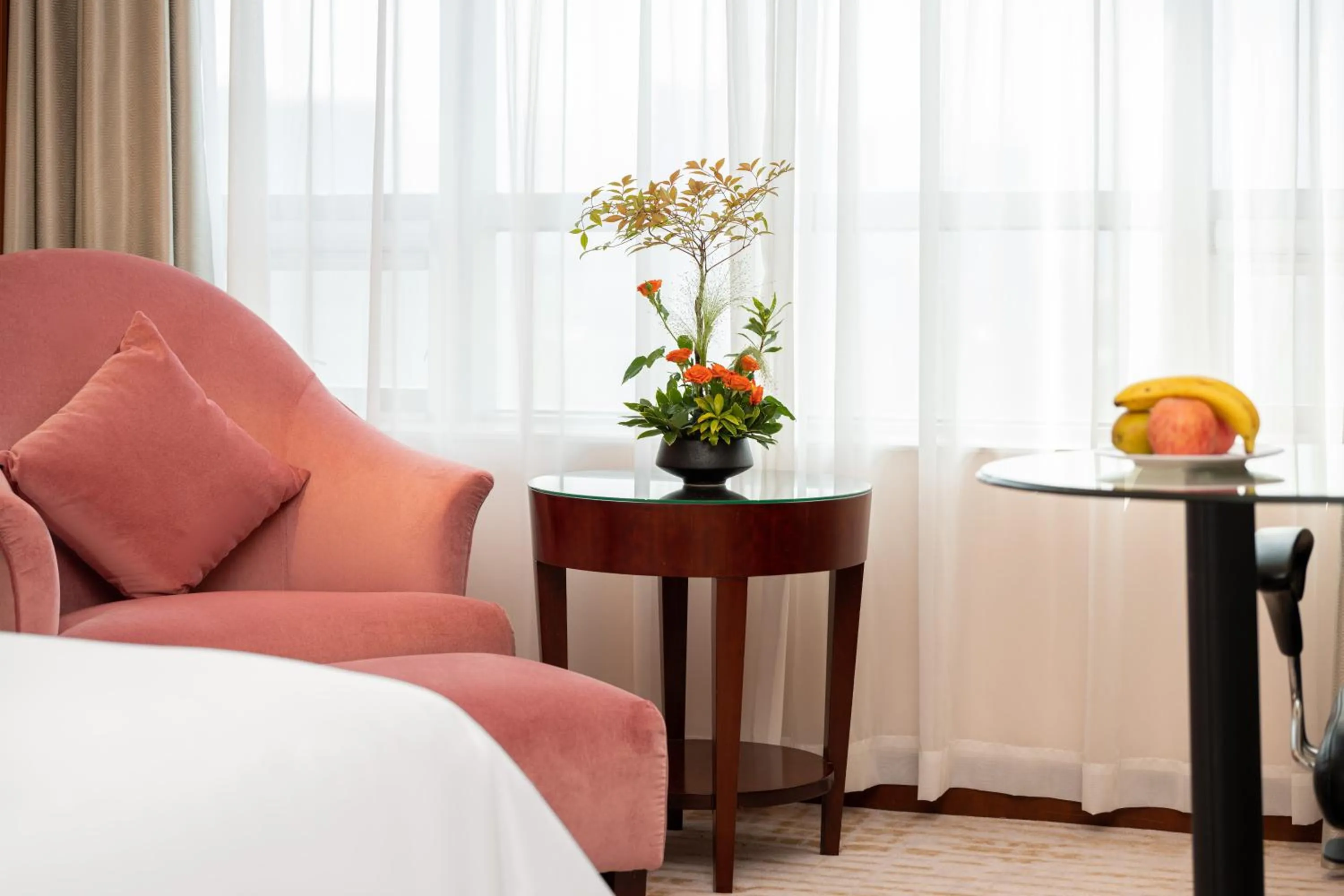 room service, Bed in Plaza Hotel Yuyao