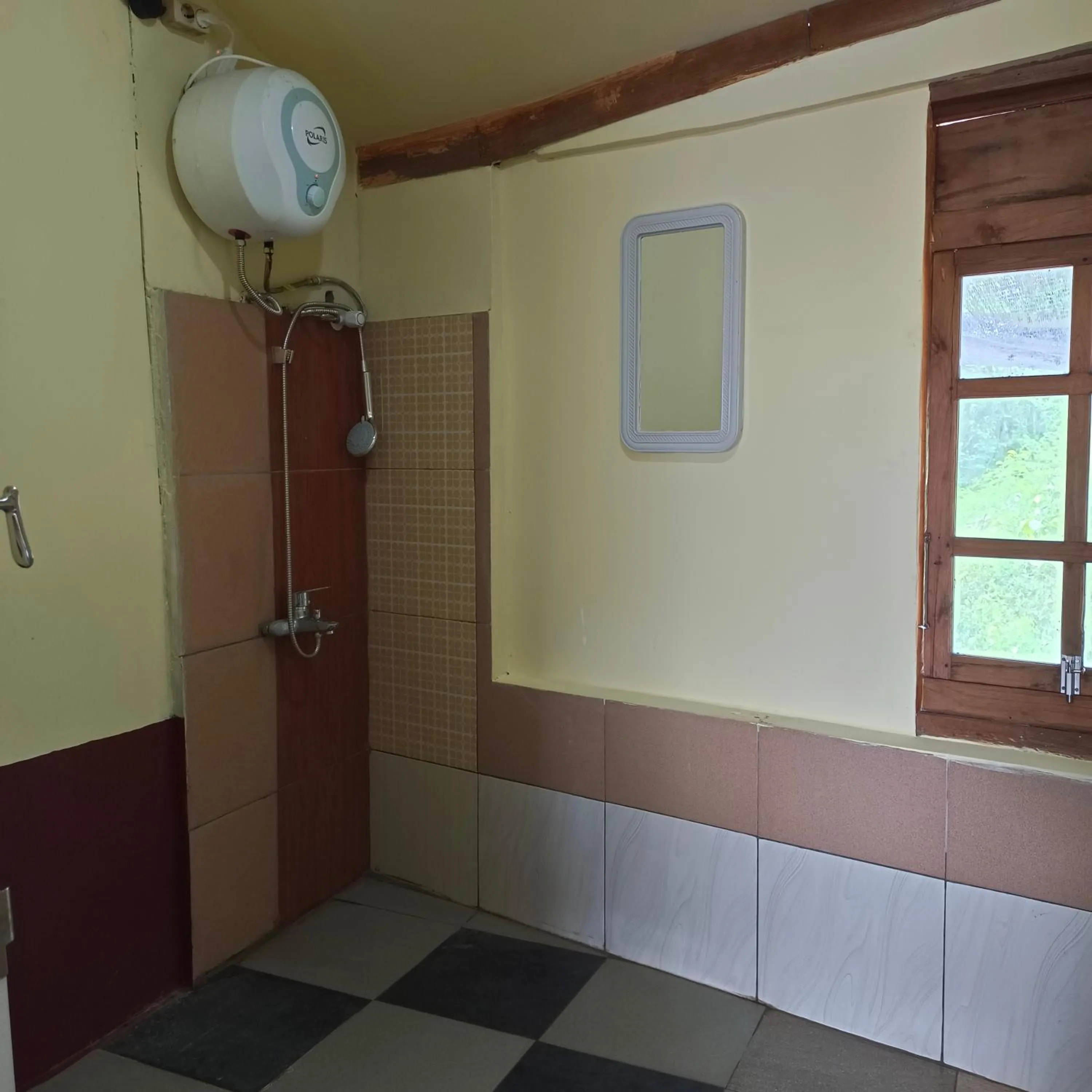 Shower in Omah Singo Stay & Resto Yogyakarta