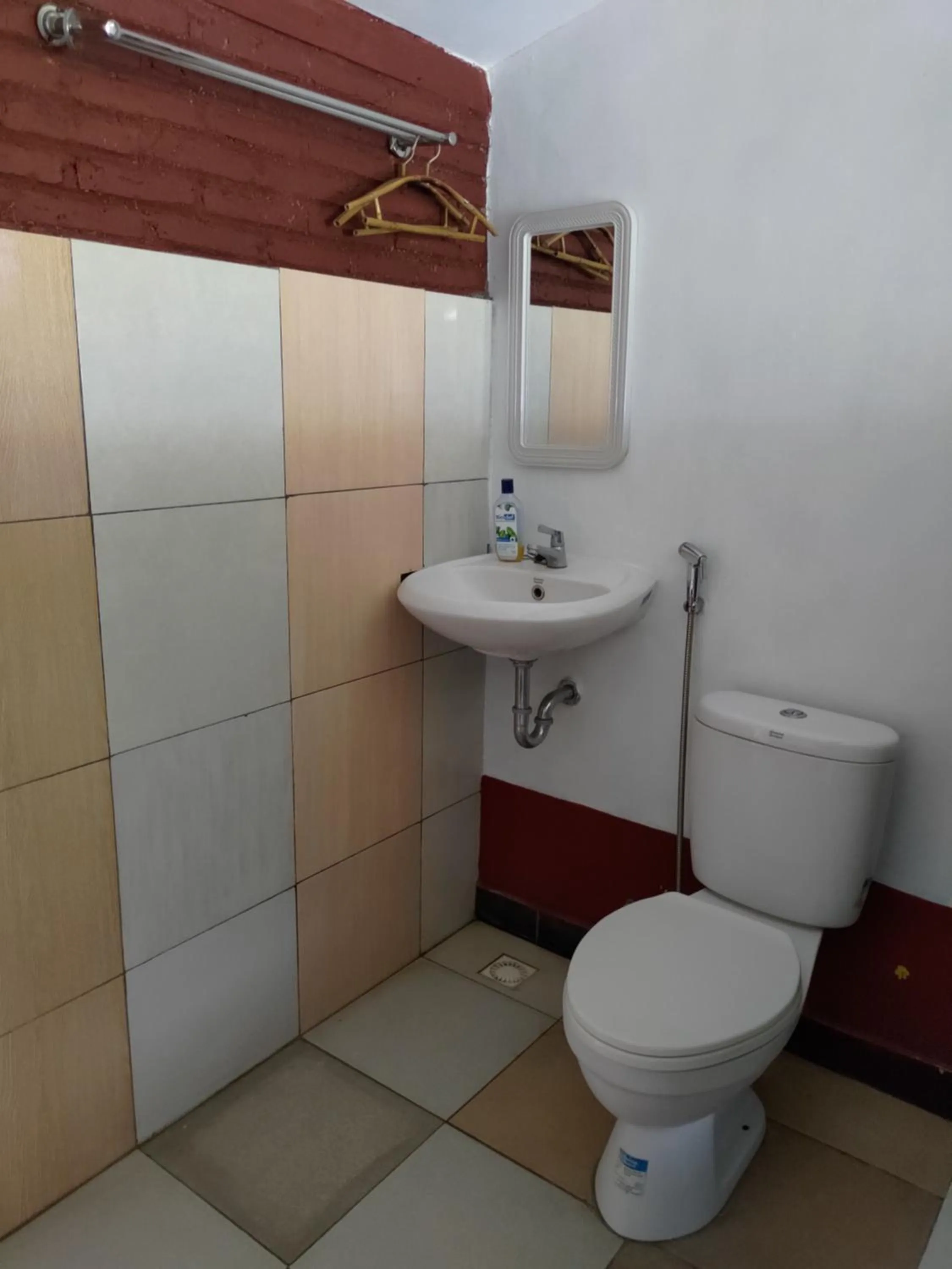 Shower in Omah Singo Stay & Resto Yogyakarta