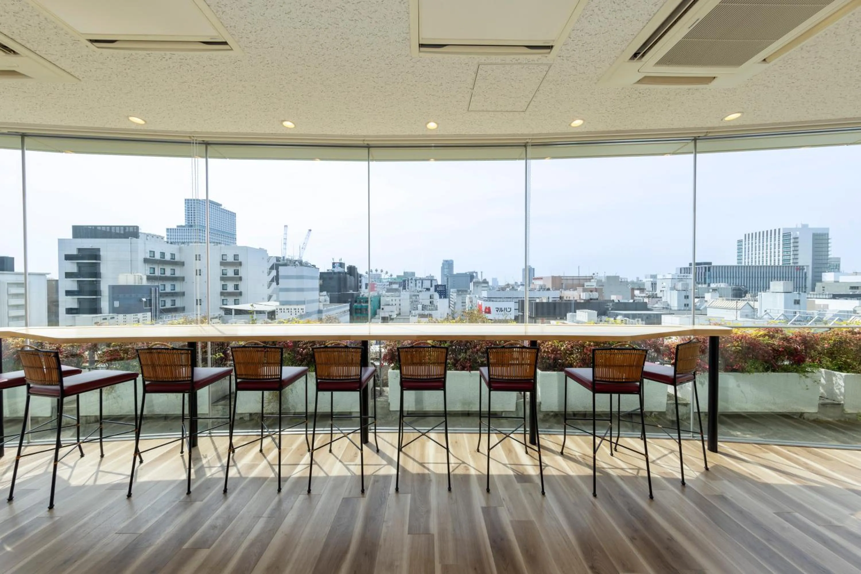 Communal lounge/ TV room in Sanco Inn Nagoya Nishiki Shikinoyu