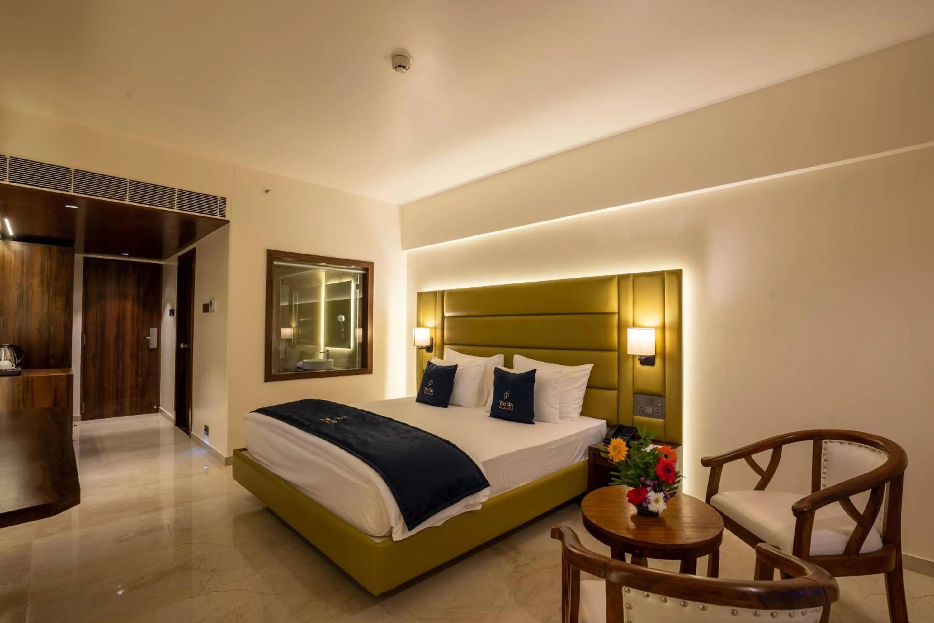 Bed in Mastiff Grand The Sia Palace Suites & Banquets, Khopoli, Near Imagica