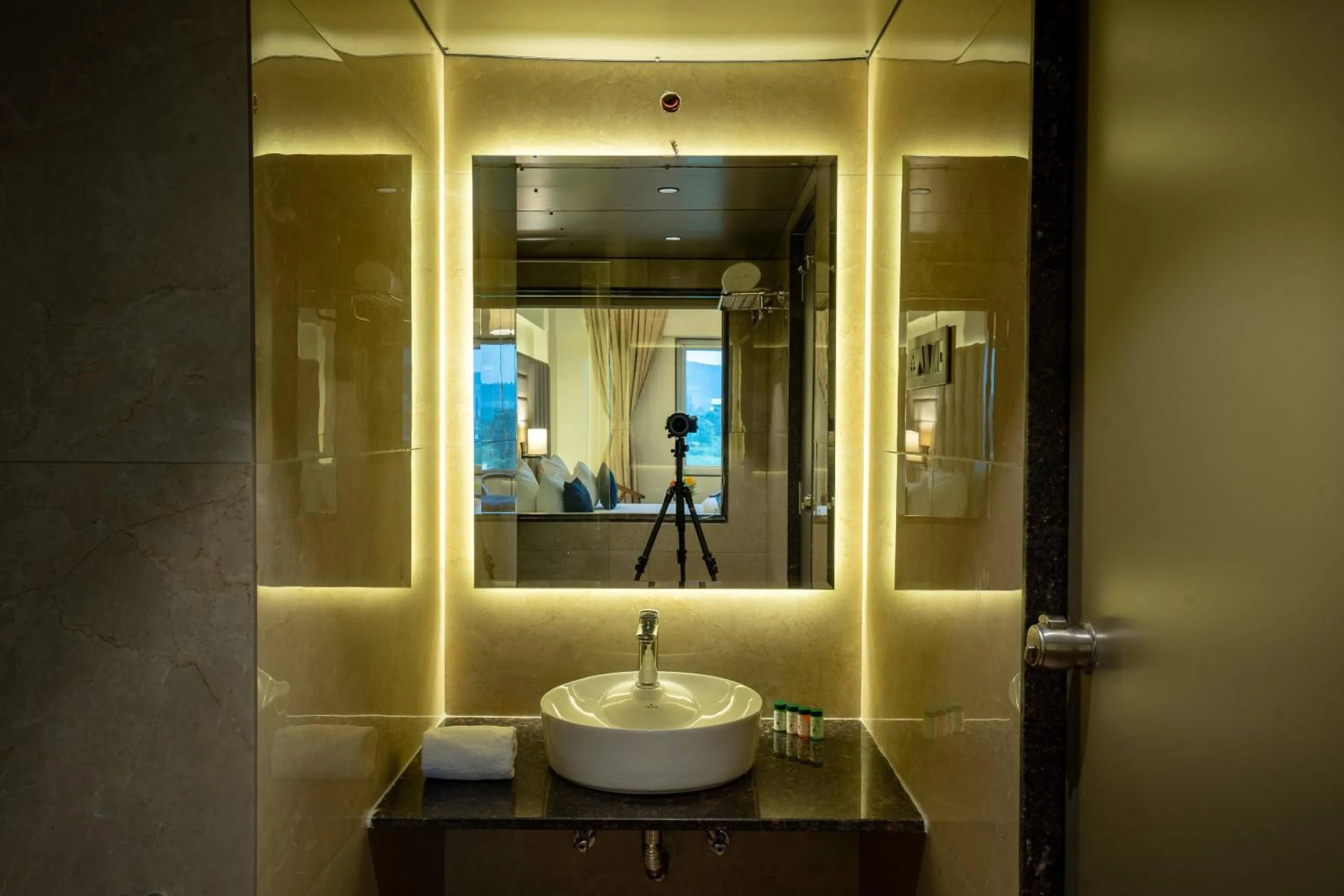 Mastiff Grand The Sia Palace Suites & Banquets, Khopoli, Near Imagica