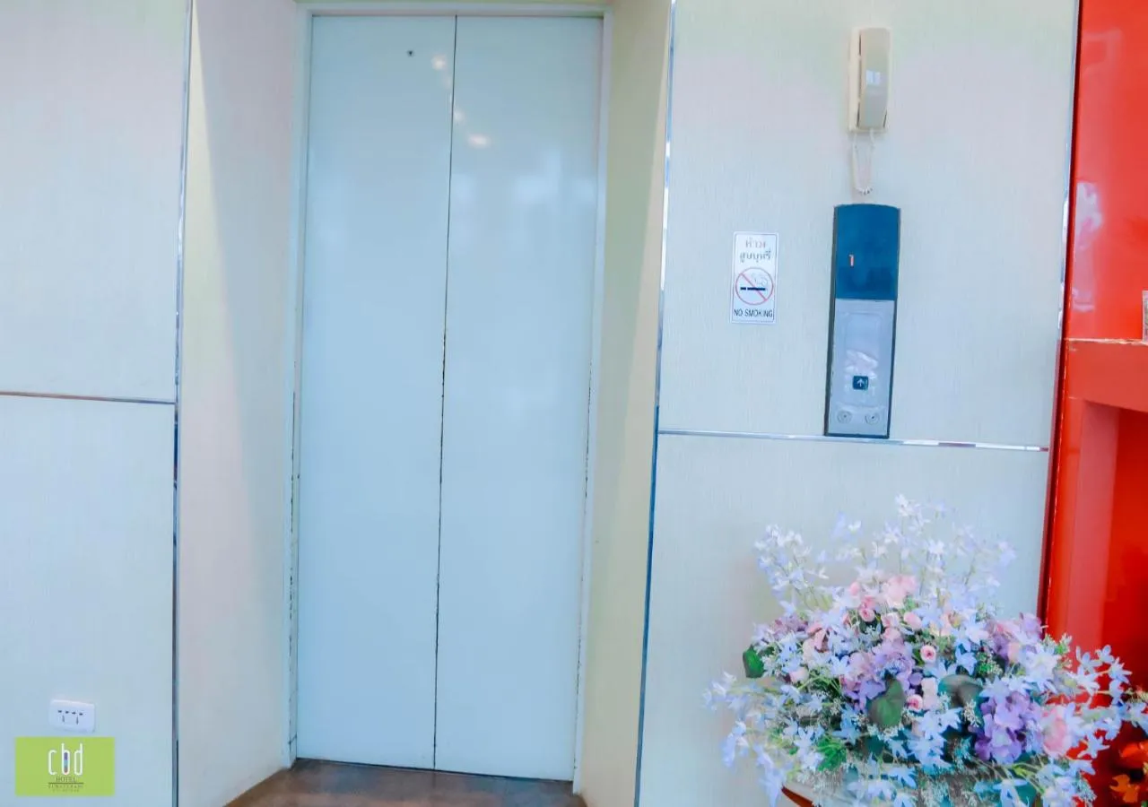 elevator in CBD Hotel Suratthani