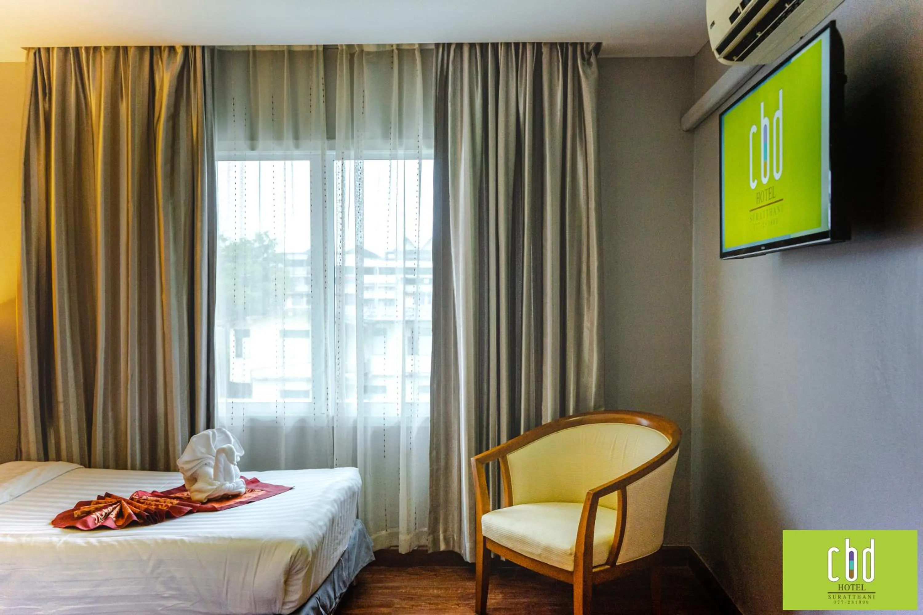 TV and multimedia, Bed in CBD Hotel Suratthani