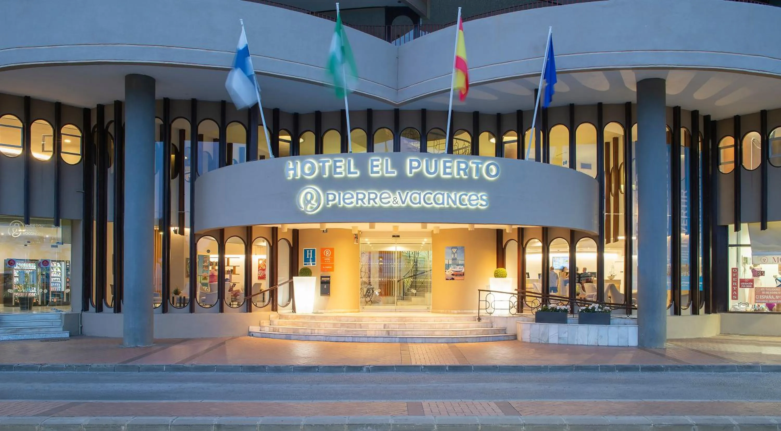 Facade/entrance in Hotel El Puerto by Pierre Vacances