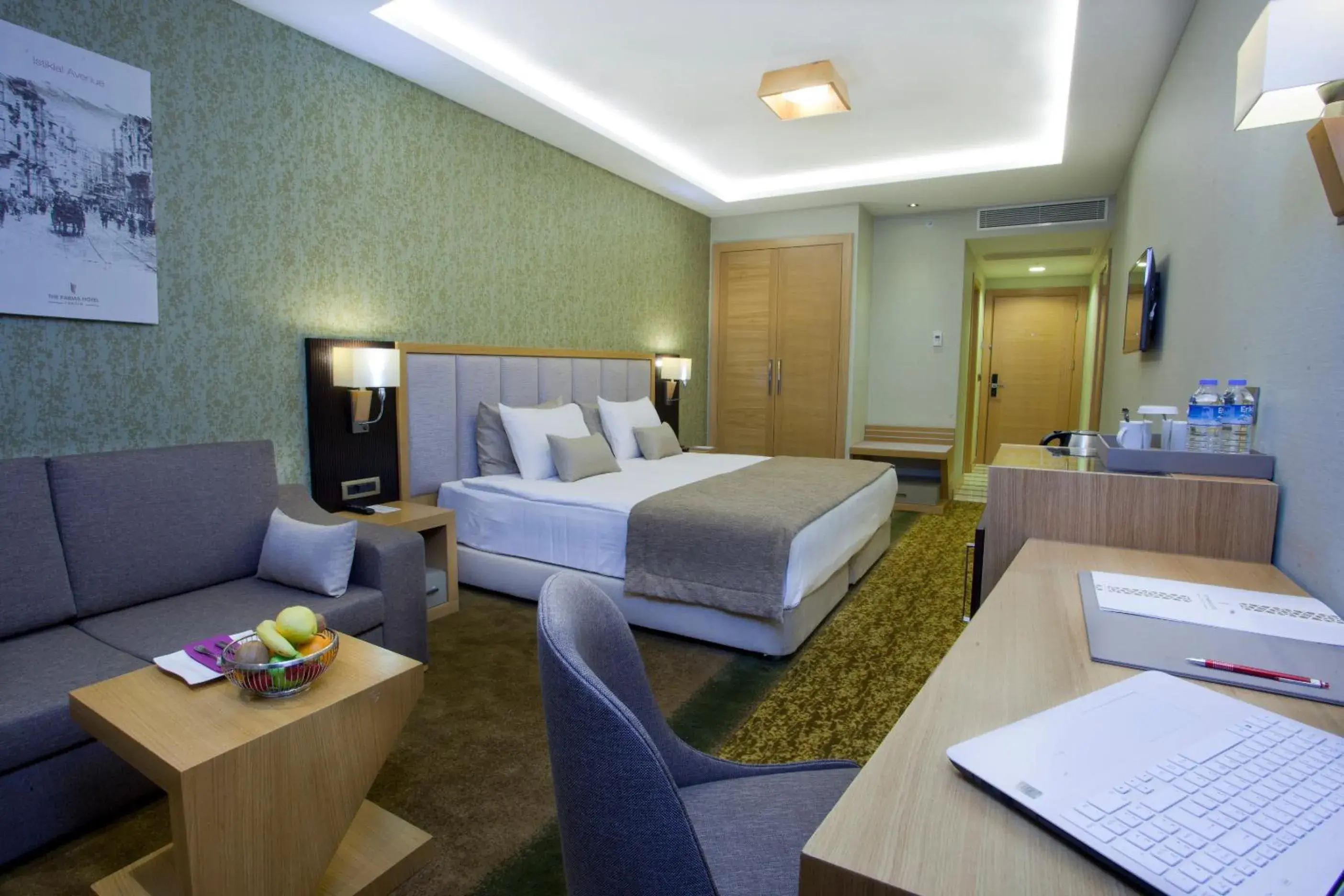 Executive Double Room in The Parma Hotel & Spa Taksim Executive Double Room in The Parma Hotel & Spa Taksim