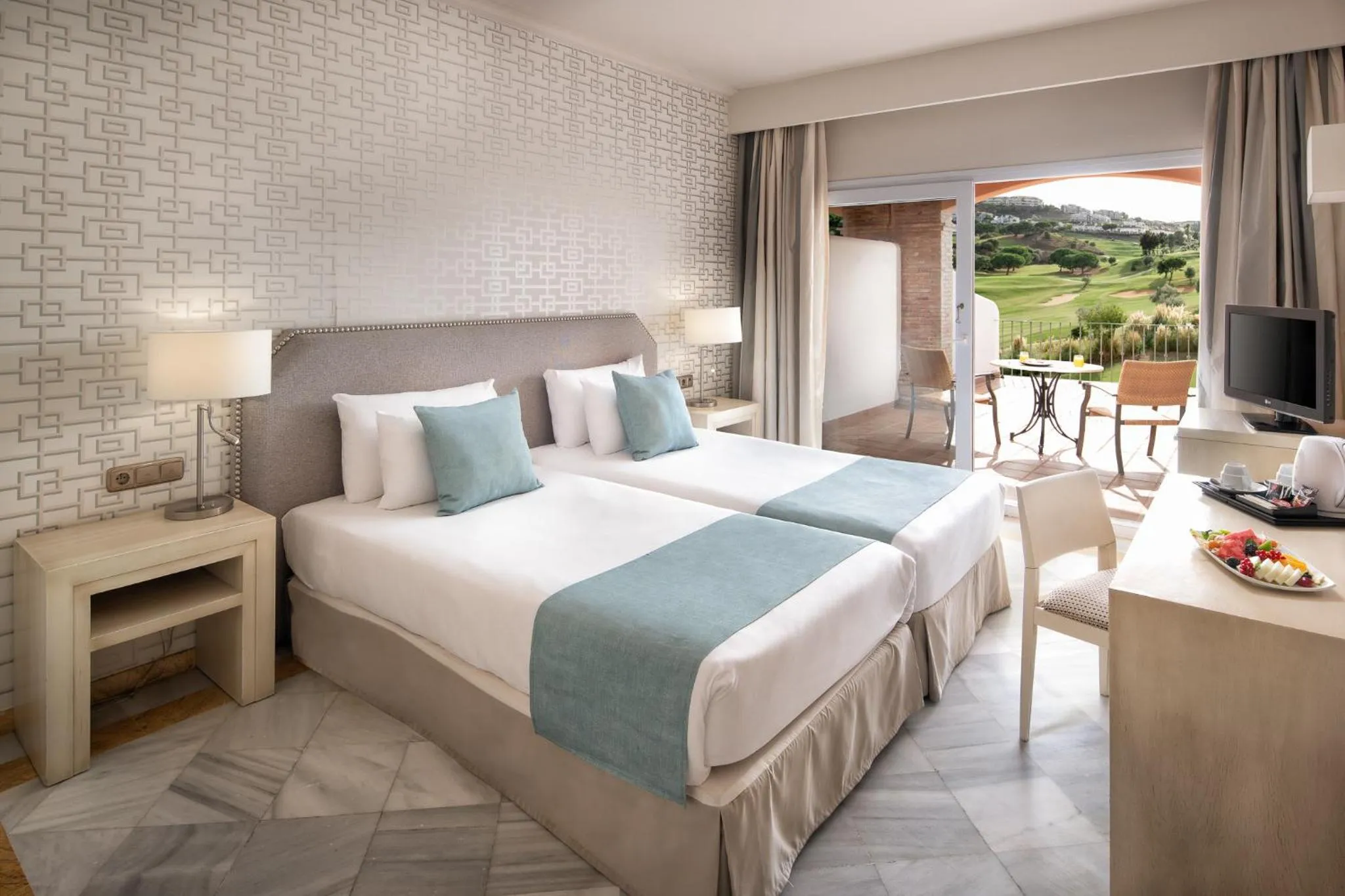Bedroom, Bed in La Cala Resort
