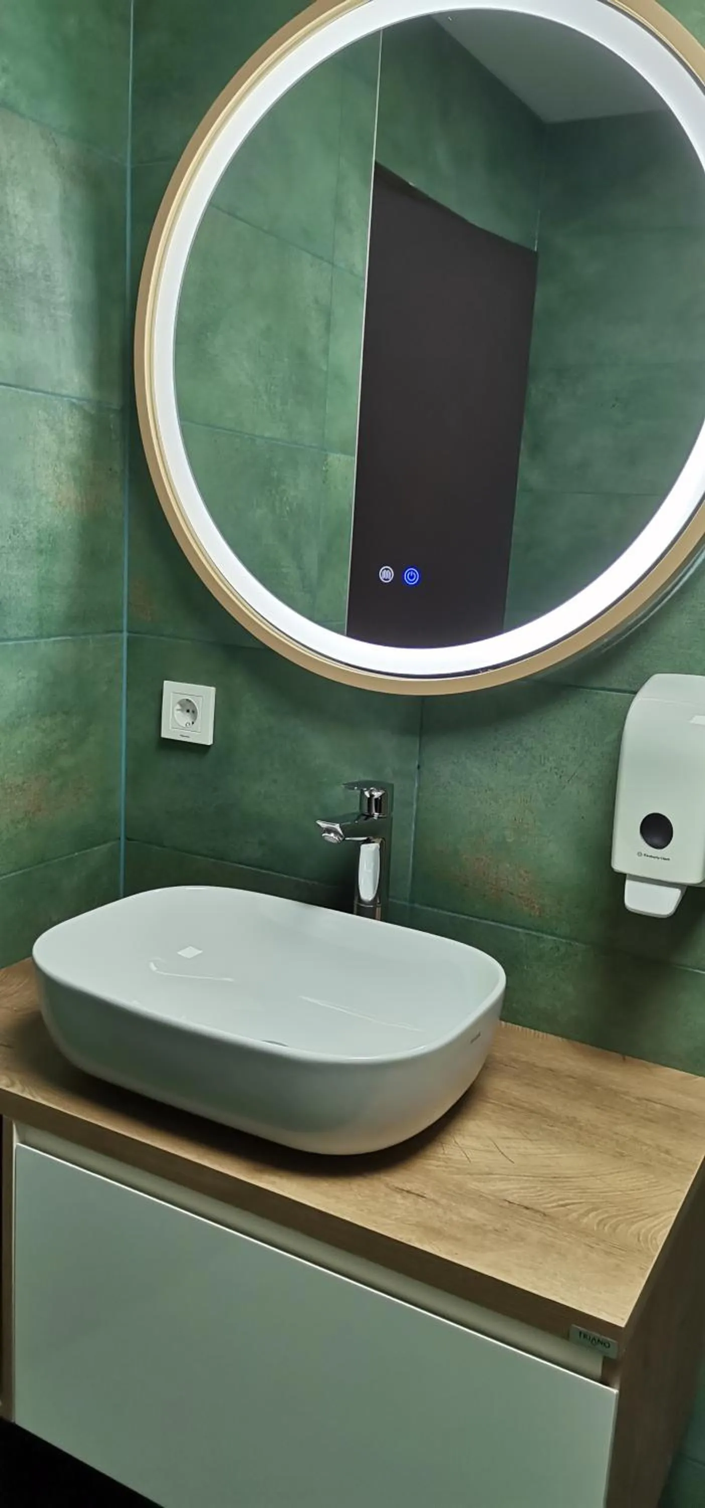 Bathroom in Jeweller Hotel