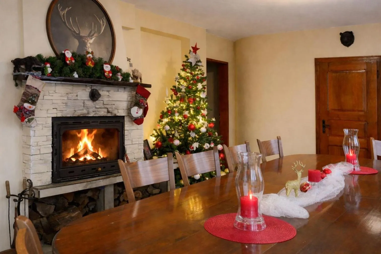 Dining area in Jeweller Hotel