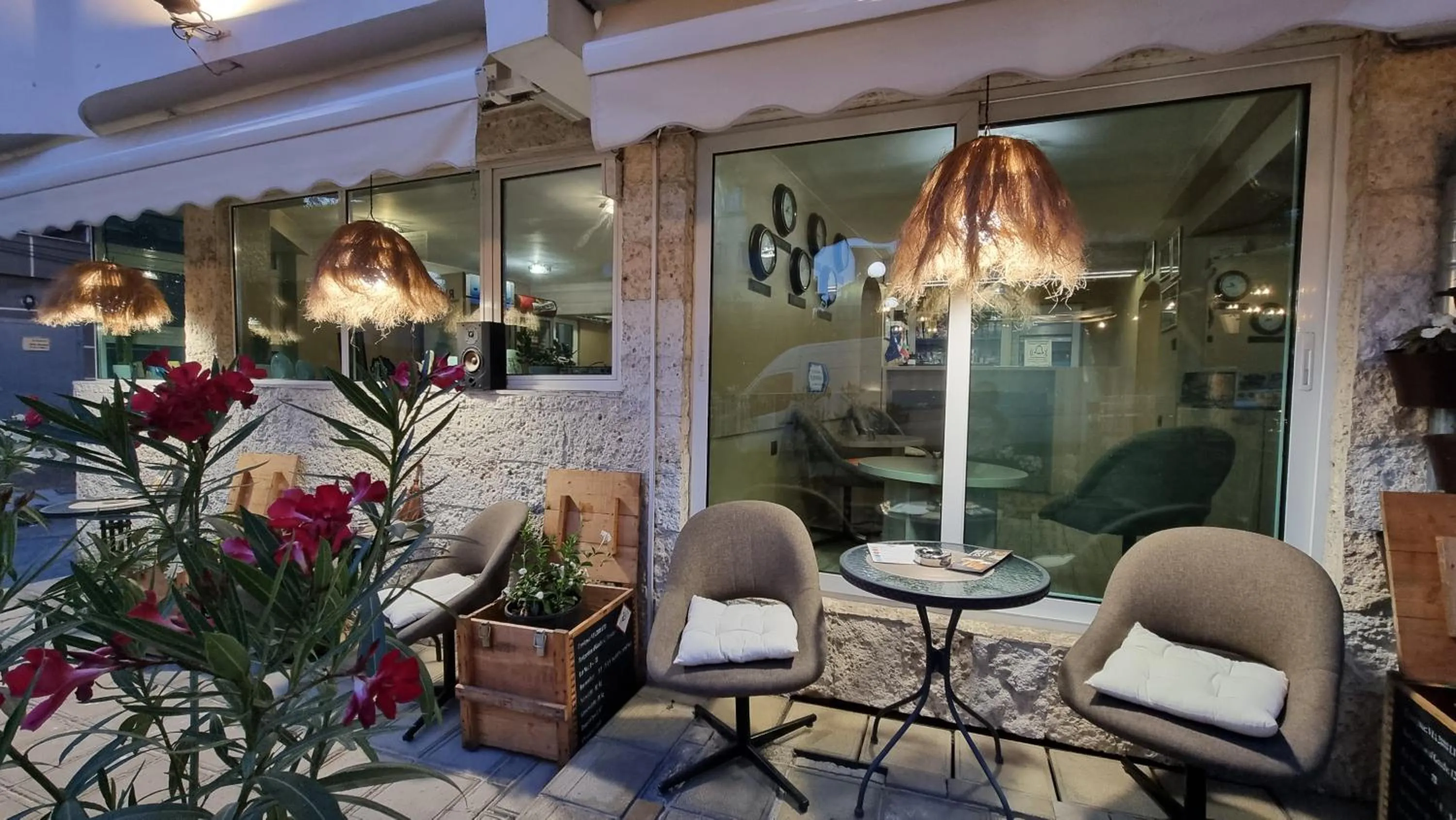 Facade/entrance in Jeweller Hotel